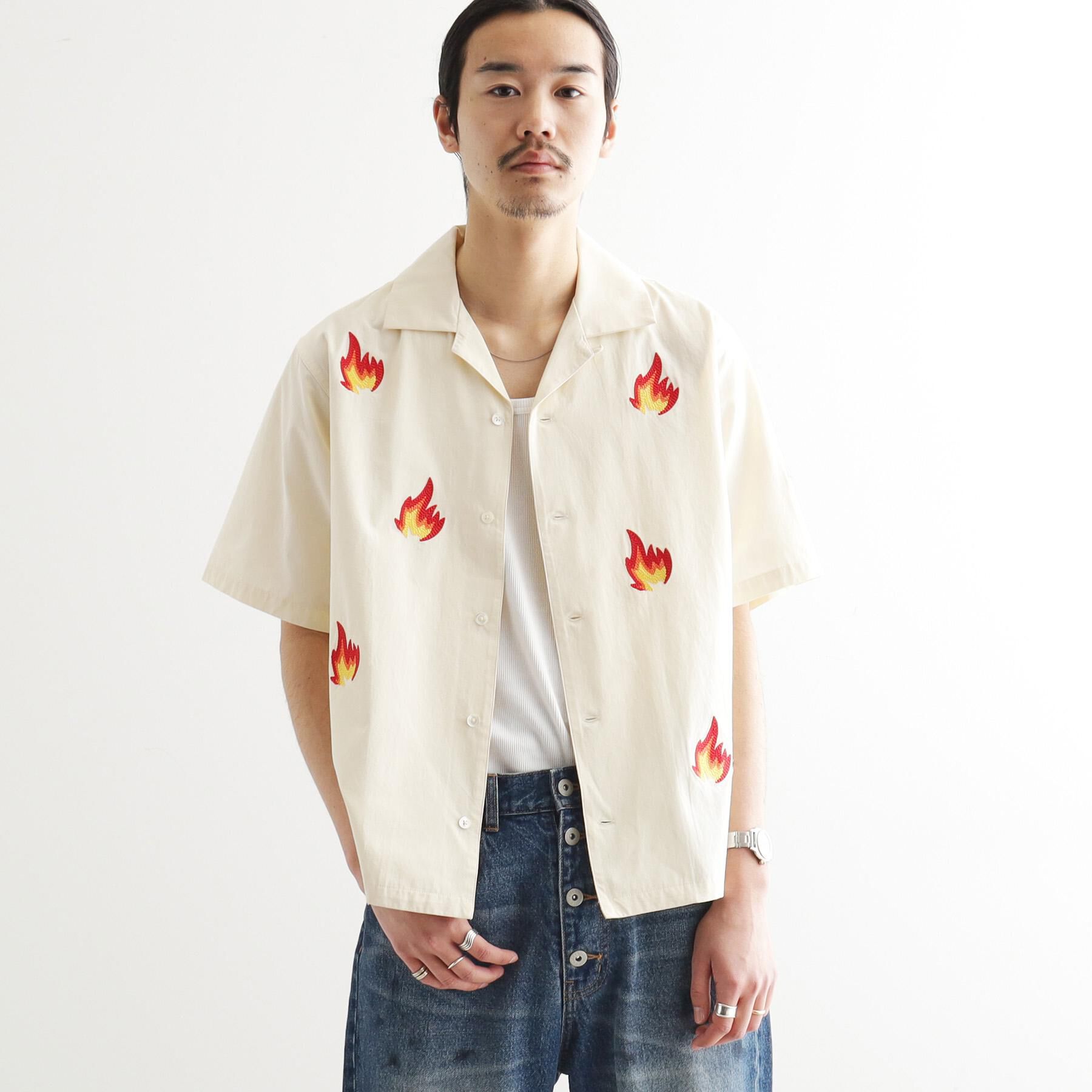 tk.TAKEO KIKUCHI「K&rsquo;PJT by AYUTA 『炎刺繍シャツ』」|シャツ・ブラウス|