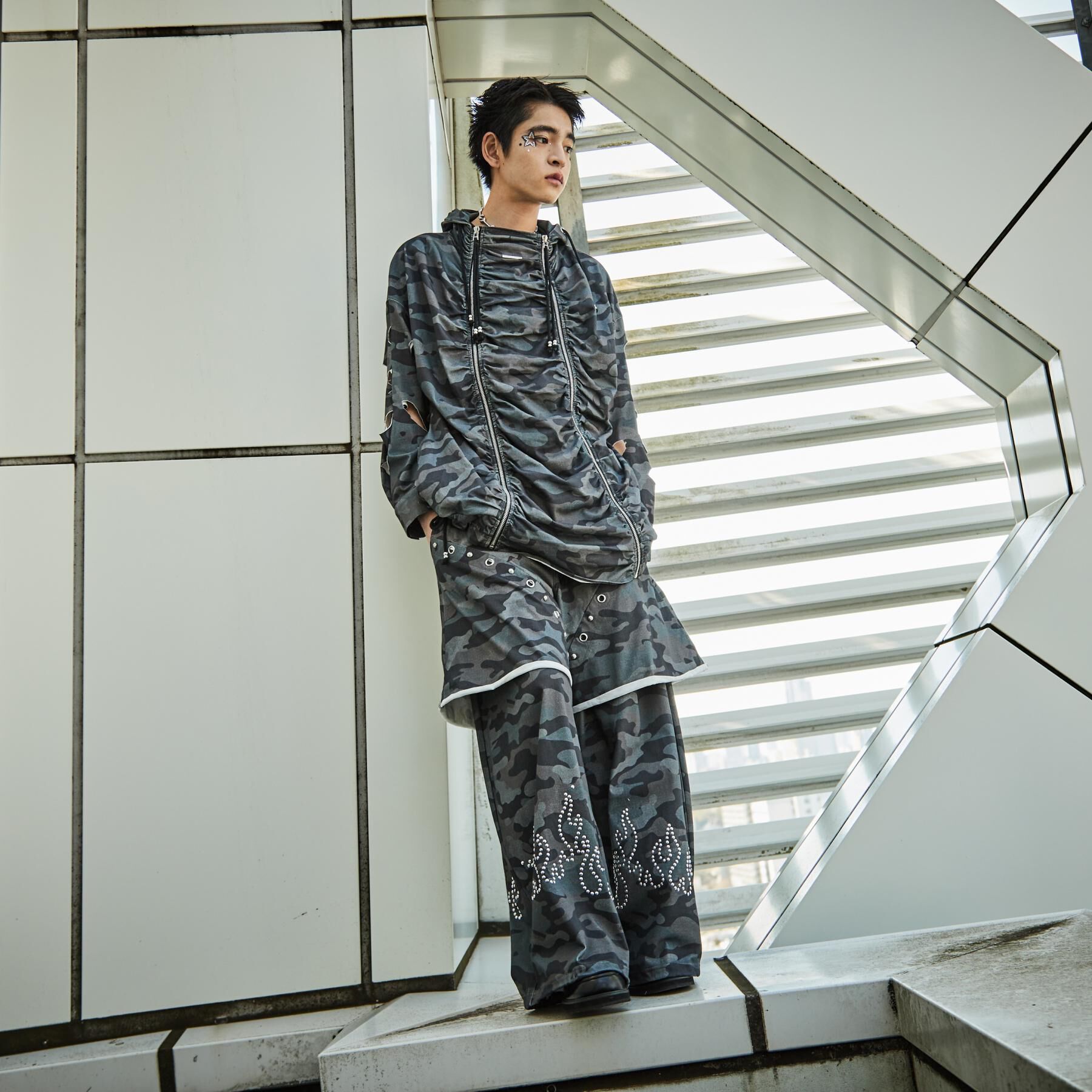 tk.TAKEO KIKUCHI「K&rsquo;PJT by AOI 『Lightweight Pants』」|その他|