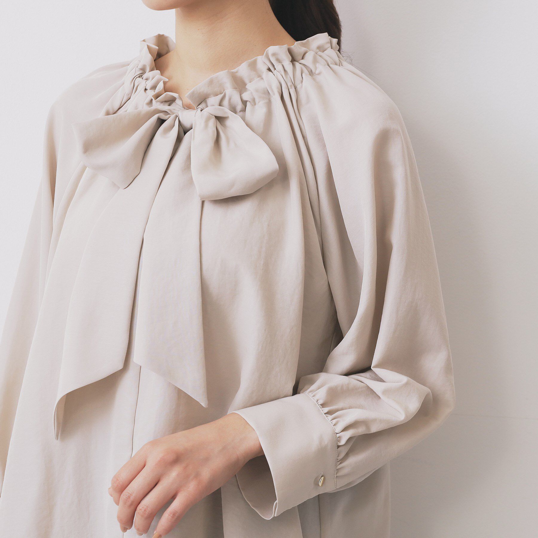 index「ボウタイフリルギャザーブラウス【洗濯機OK】」|シャツ・ブラウス|