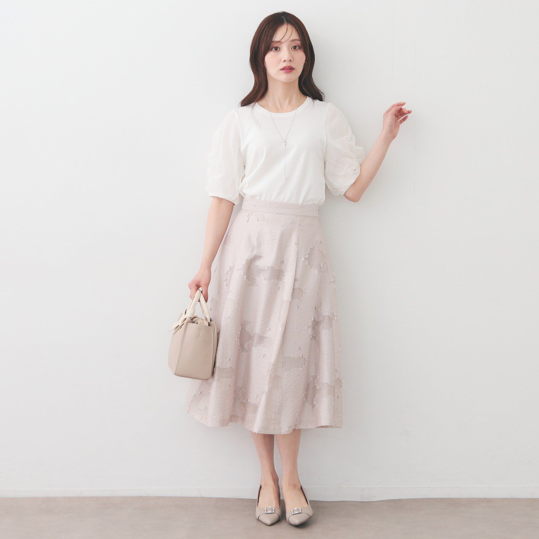 index「ギャザーチュールスリーブニット【洗濯機OK/坑ピル】」|ニット・セーター|