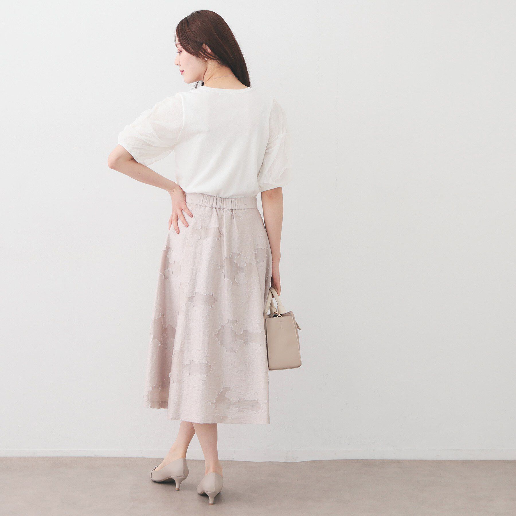 index「ギャザーチュールスリーブニット【洗濯機OK/坑ピル】」|ニット・セーター|