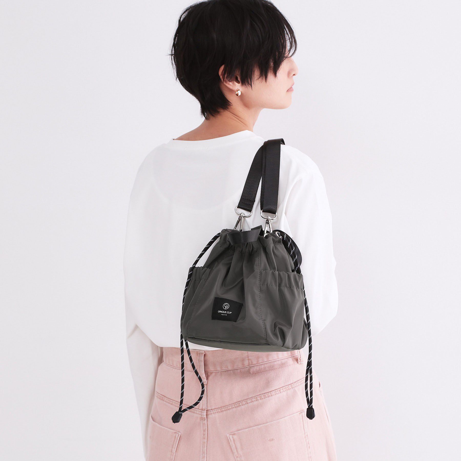 OPAQUE.CLIP「2WAYサイドポケット 巾着ミニショルダー」|ショルダー・メッセンジャー|チャコールグレー(0