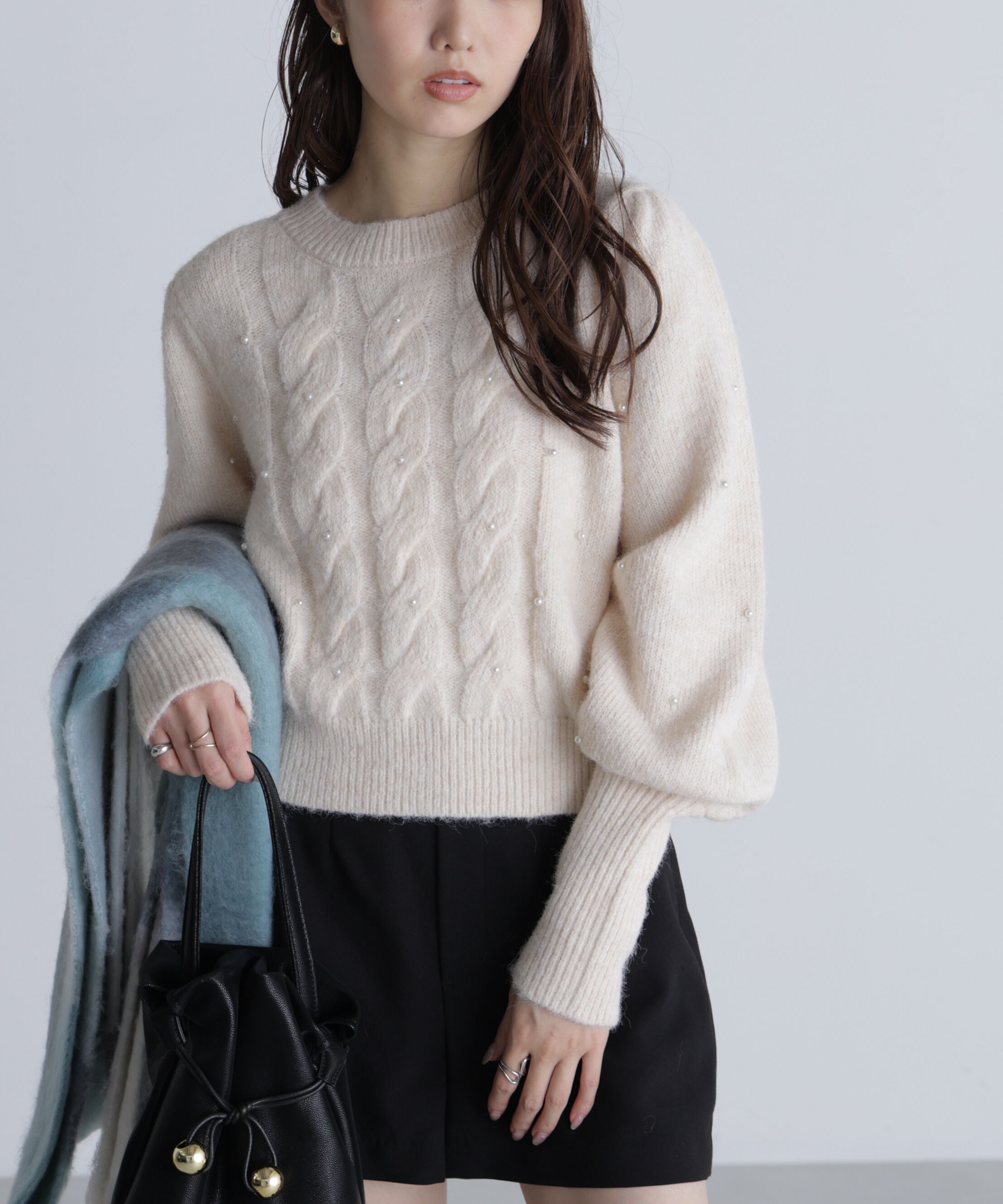  「パール付きケーブルショート丈ニット」|ニット・セーター|オフ
