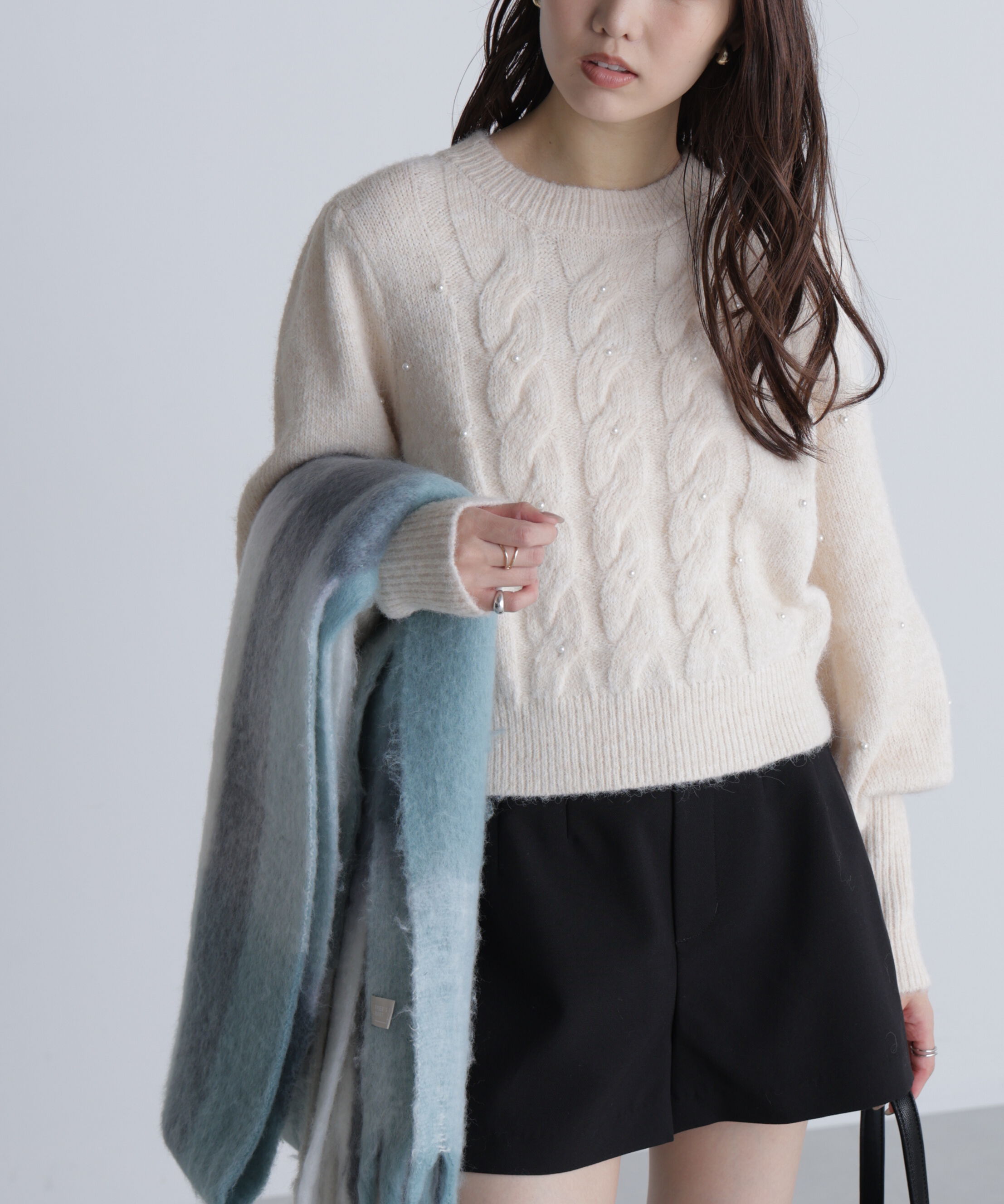  「パール付きケーブルショート丈ニット」|ニット・セーター|