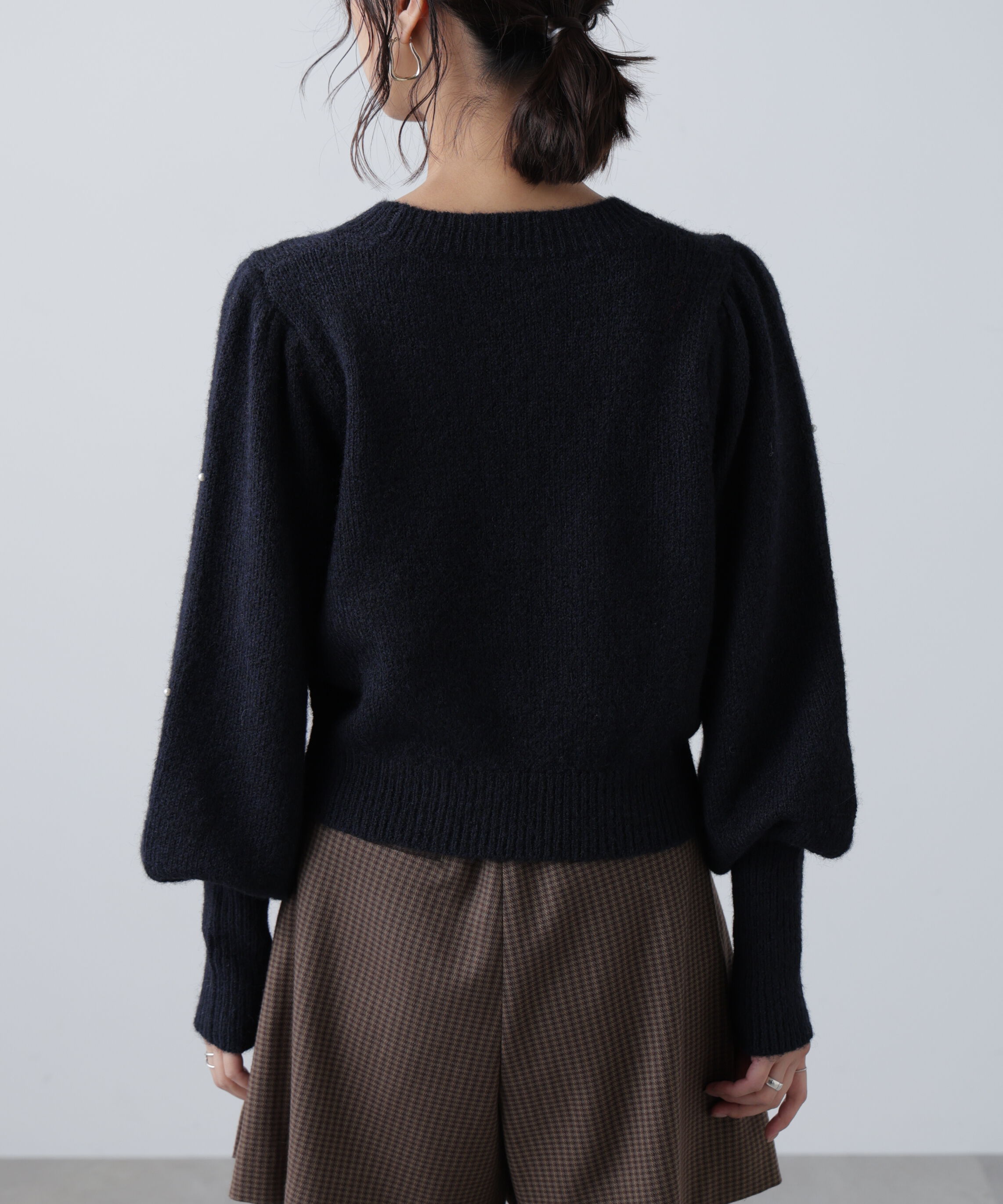  「パール付きケーブルショート丈ニット」|ニット・セーター|