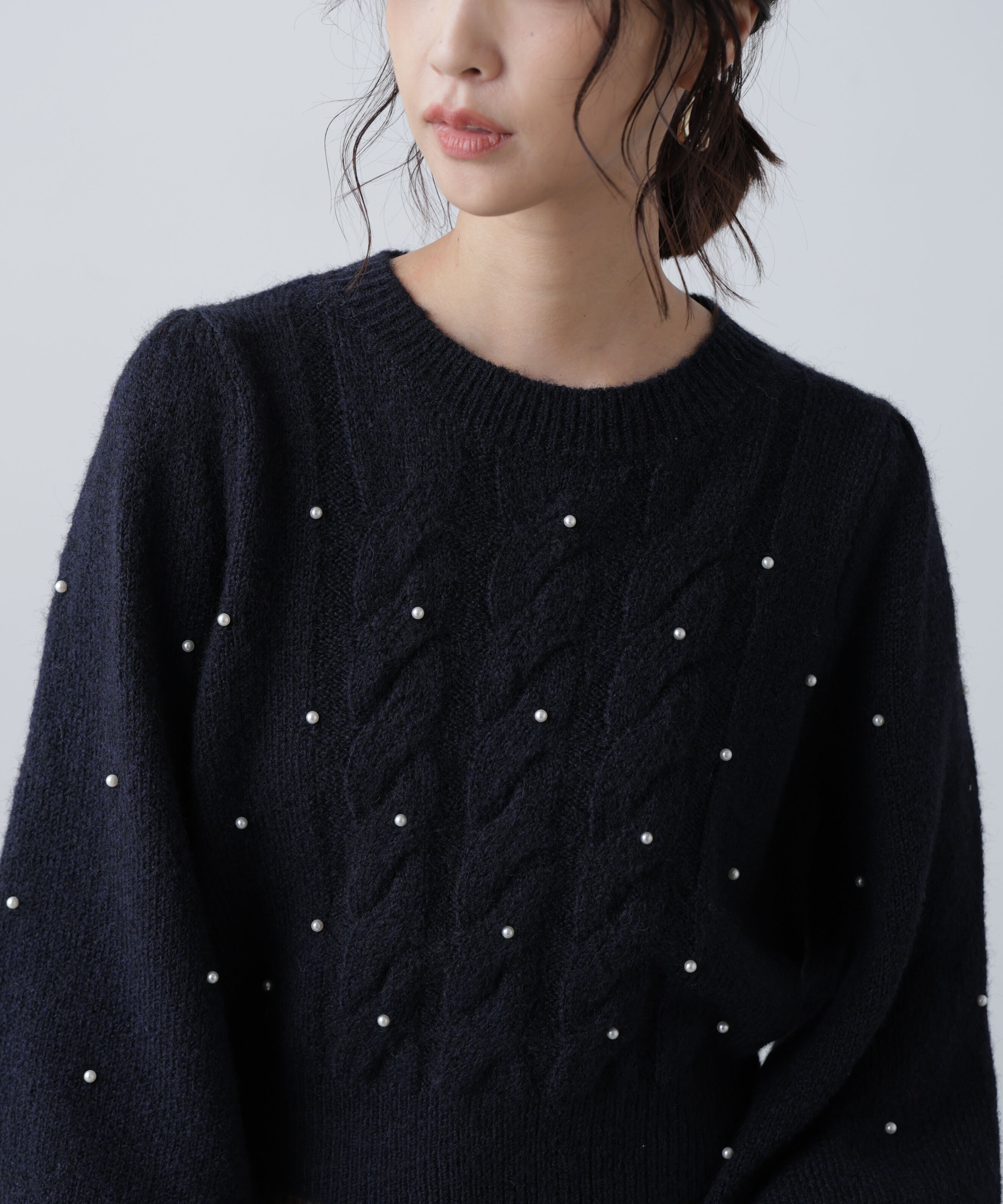  「パール付きケーブルショート丈ニット」|ニット・セーター|