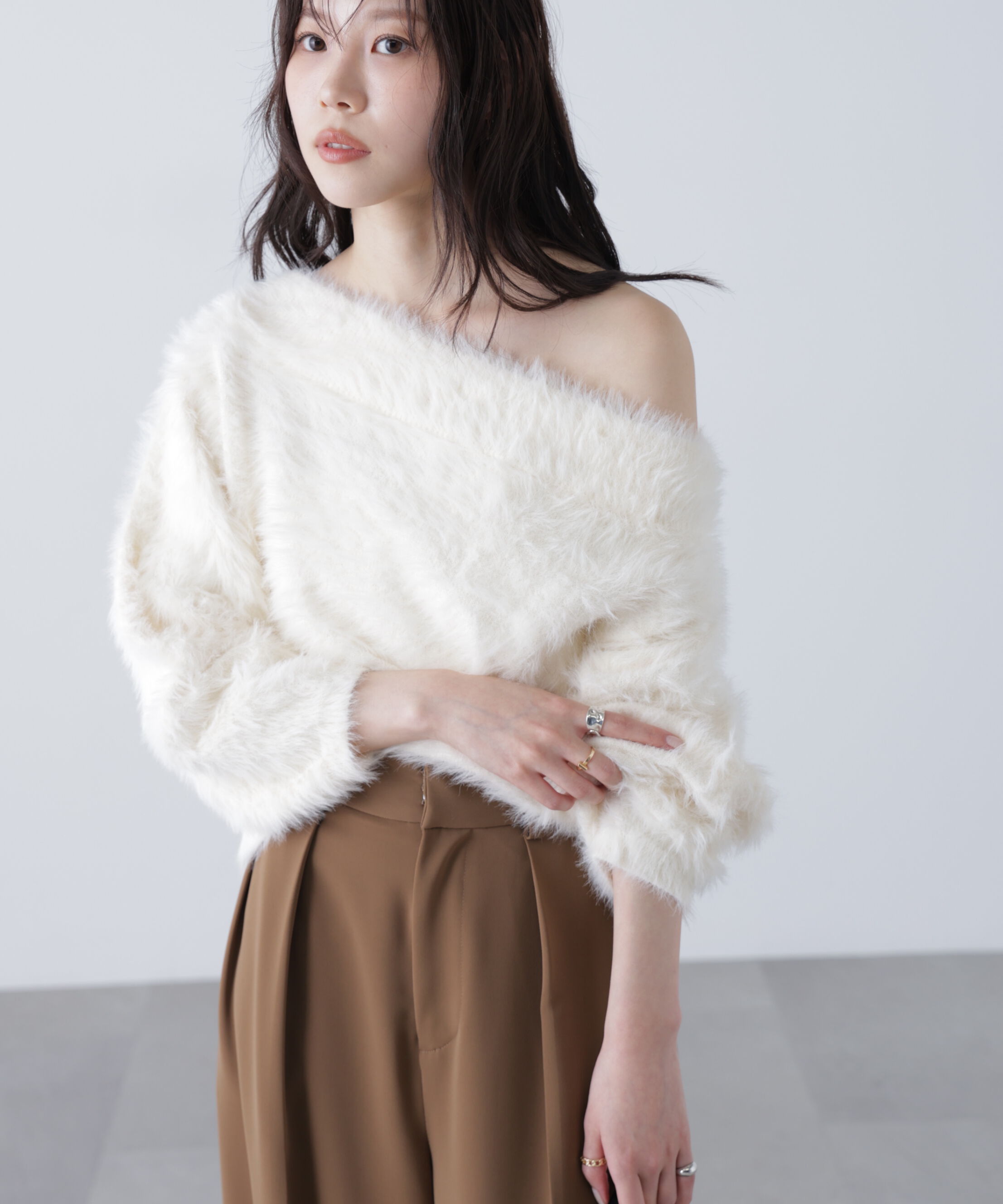  「ロングシャギーオフショルニット」|ニット・セーター|オフ白