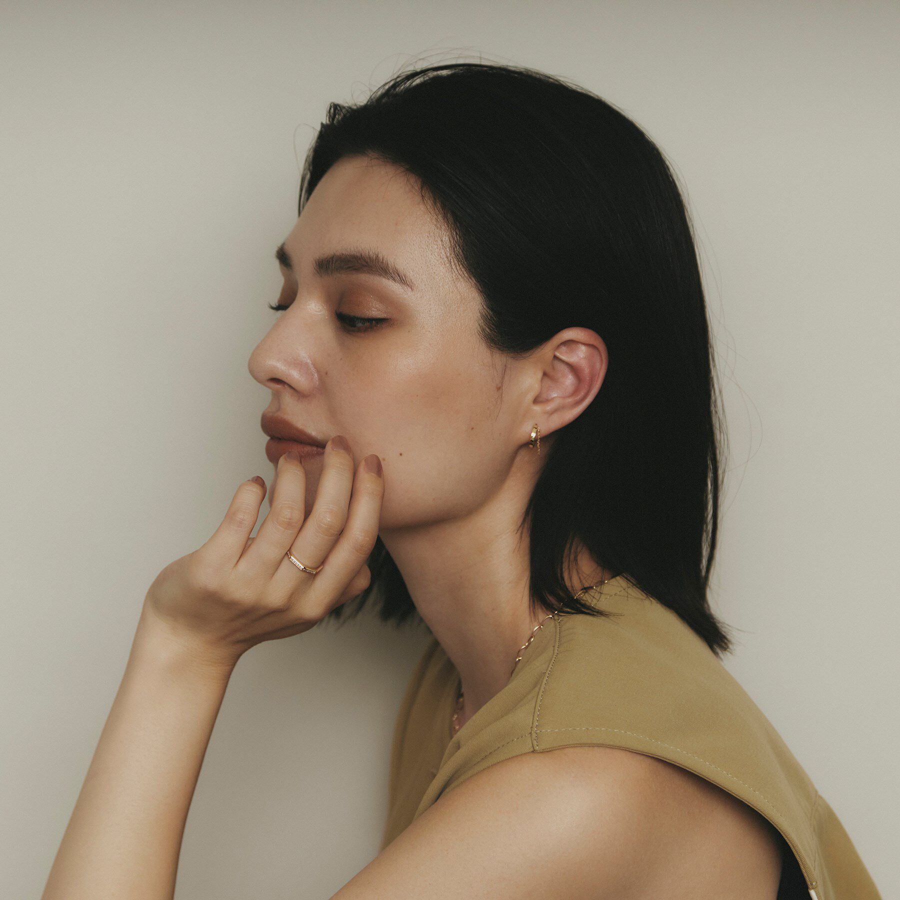 COCOSHNIK「K10チェーンドレープ フープピアス」|ピアス|