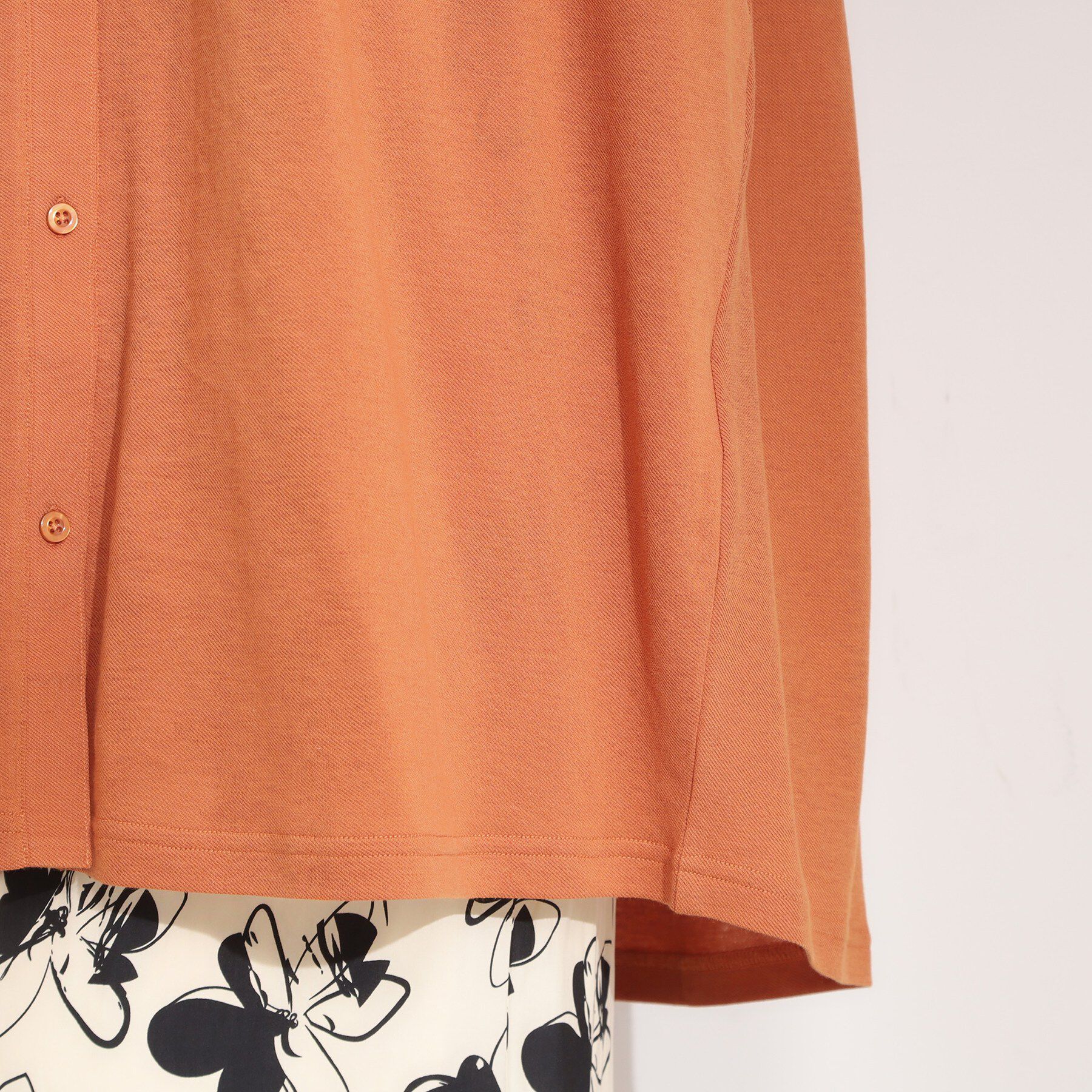 SHOO･LA･RUE「【洗濯機可/S-LL】カットツイルキーネックシャツワンピ」|ワンピース|