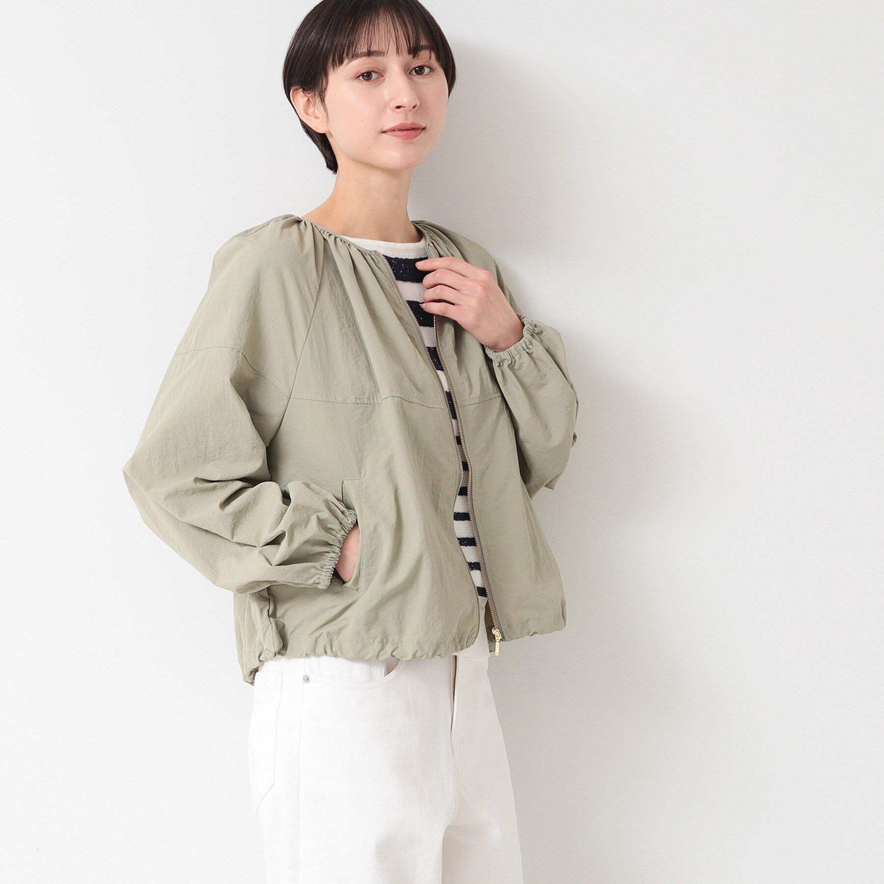 Dessin「【洗える】ギャザークルーネックブルゾン（S～L）」|ブルゾン・スタジャン|