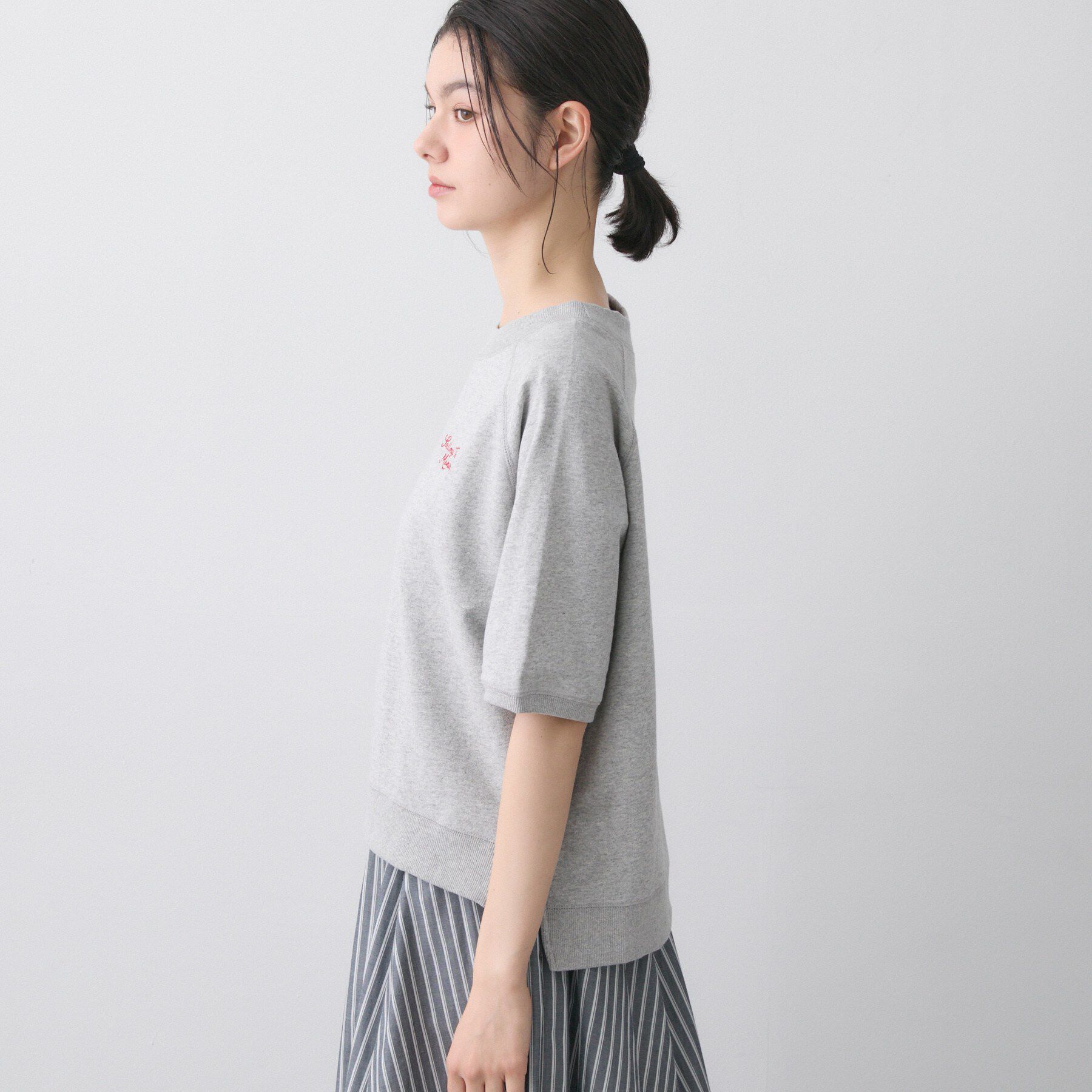 Dessin「【洗える】ミニ裏毛刺繍ロゴプルオーバー」|Tシャツ・カットソー|