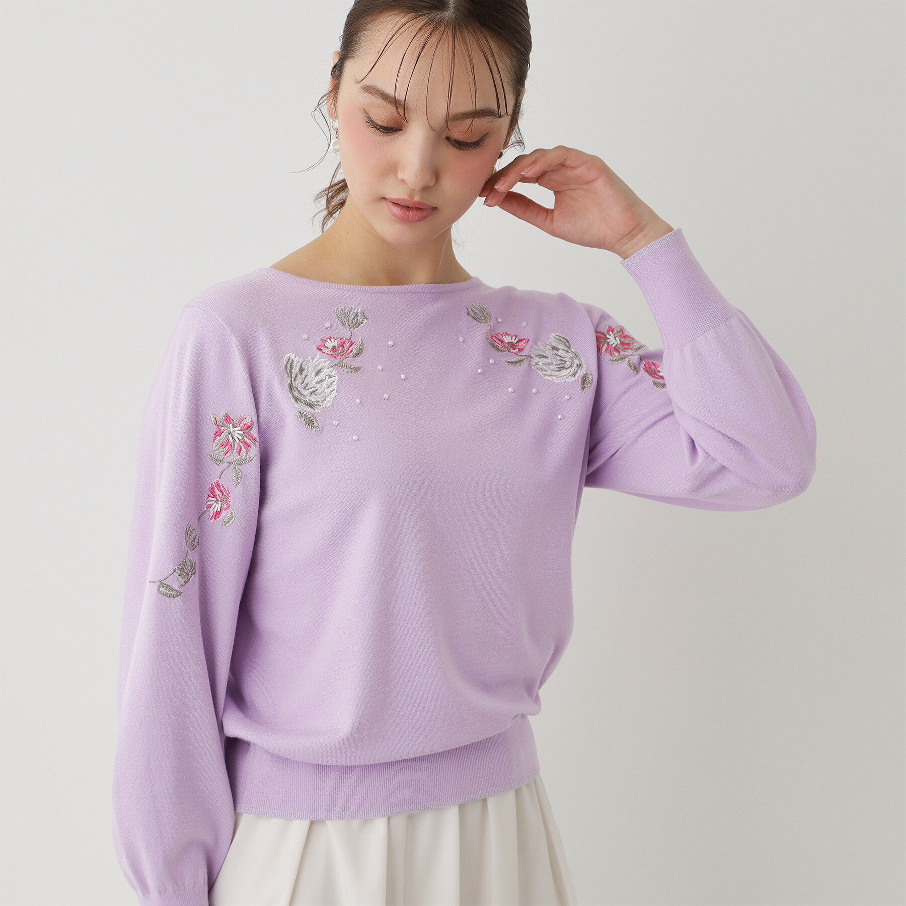 SunaUna「【SS～Lサイズ展開／フラワー刺繍】クラフトプルオーバー」|ニット・セーター|