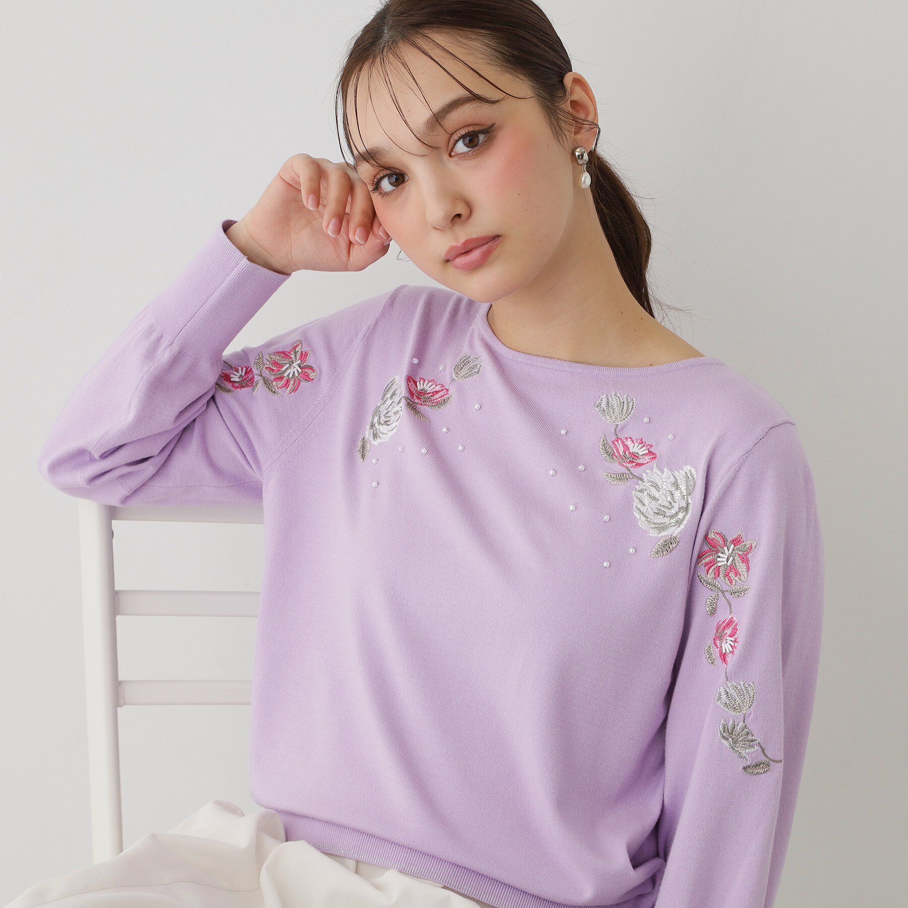 SunaUna「【SS～Lサイズ展開／フラワー刺繍】クラフトプルオーバー」|ニット・セーター|ラベンダー(080)