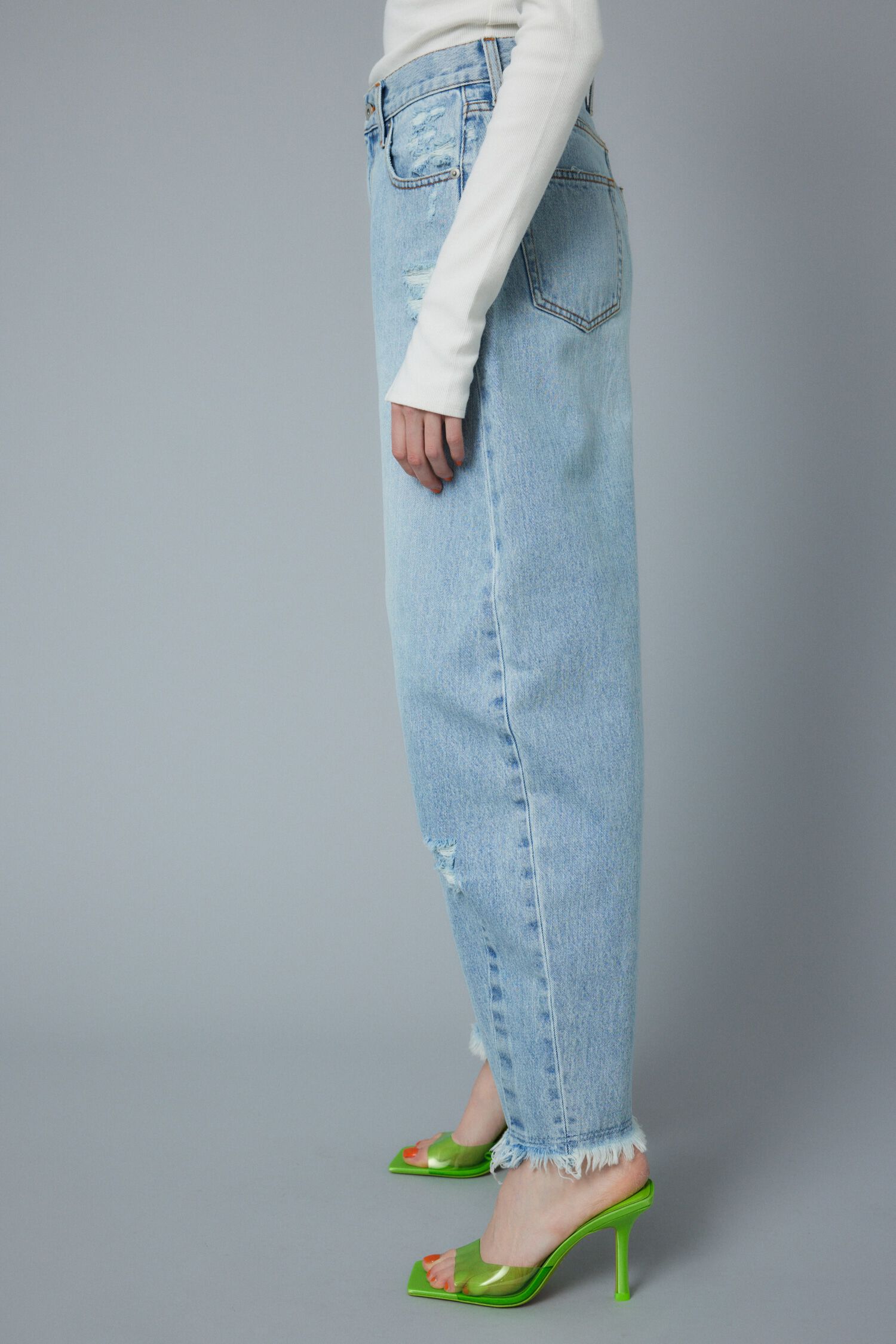 HeRIN.CYE「Cocoon crash hem denim pants」|デニム|