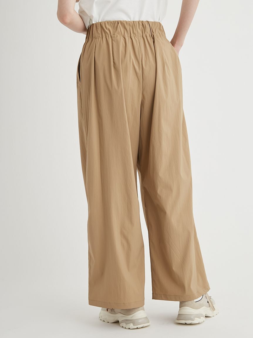 KEEN「【emmi&times;KEEN】GATHER TUCK PANTS」|チノ|