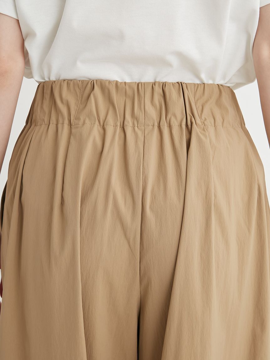 KEEN「【emmi&times;KEEN】GATHER TUCK PANTS」|チノ|