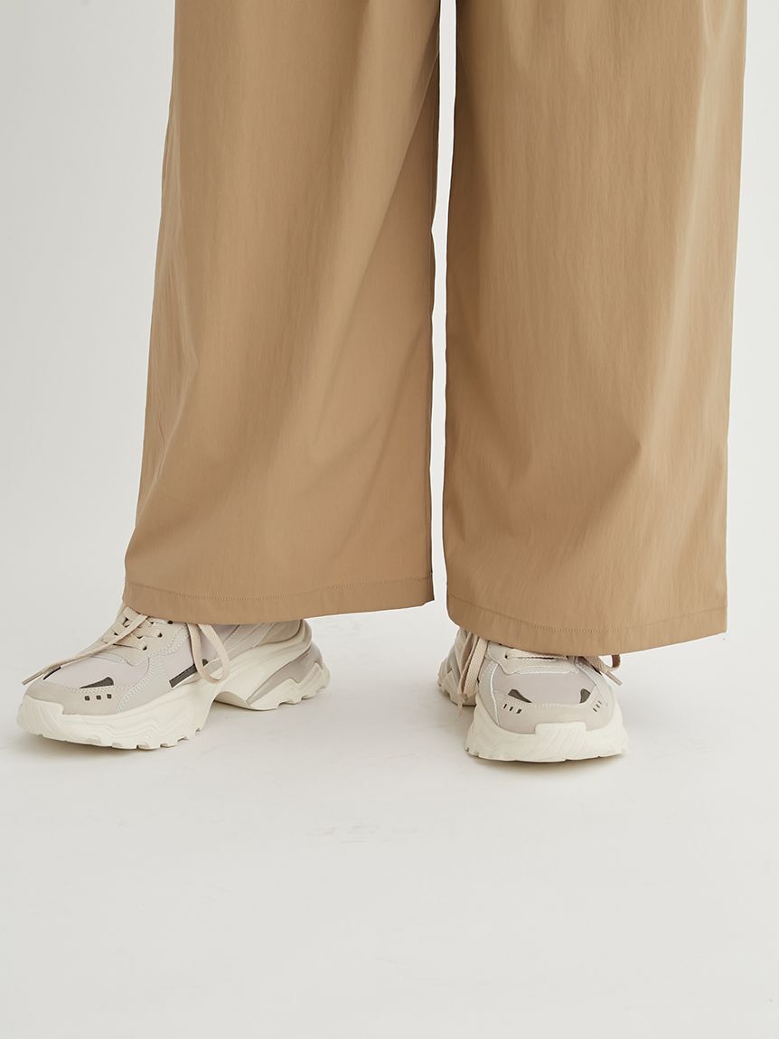 KEEN「【emmi&times;KEEN】GATHER TUCK PANTS」|チノ|