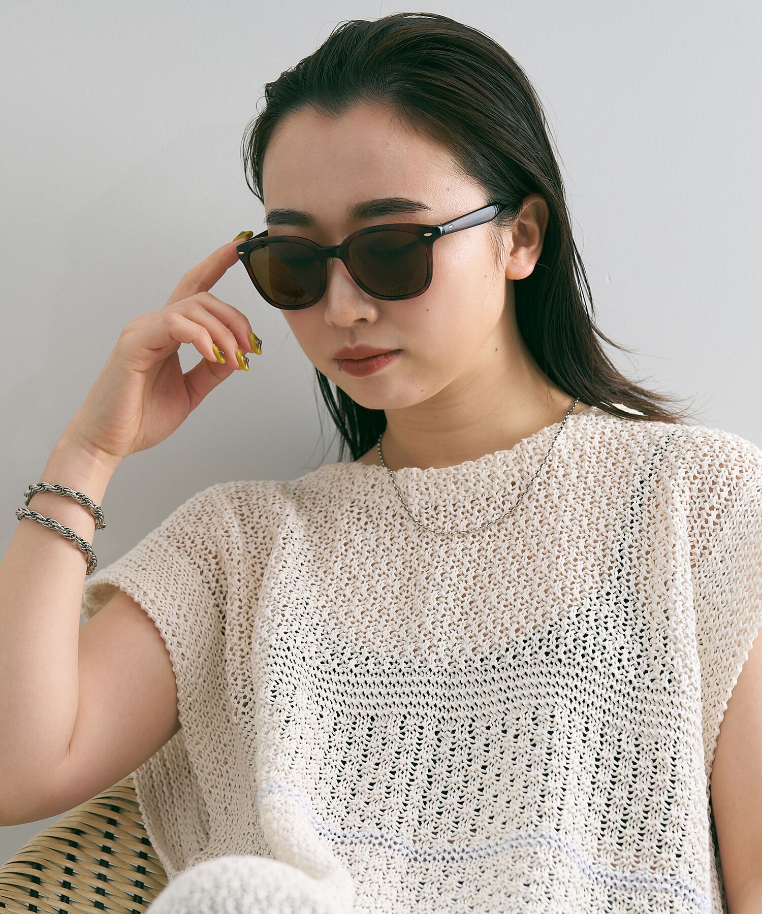  「ウェリントン型 サングラス｜黒縁フレーム｜べっ甲フレーム｜紫外線対策｜Zoff｜SUNGLASSES」|サングラス|