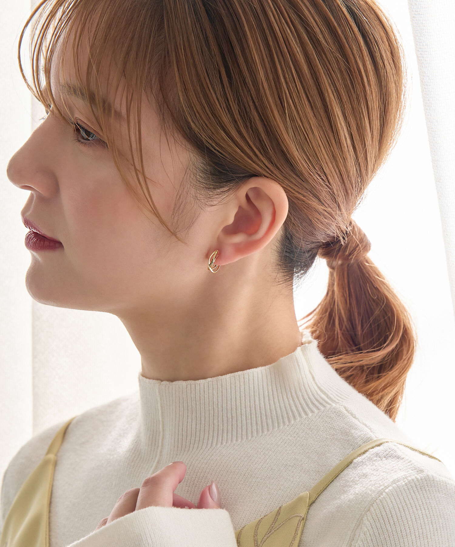Phoebe「【シリーズ累計販売10000点突破！】アレルギー対応痛くないシリーズクリスタルループフィットイヤリング」|イヤリング|