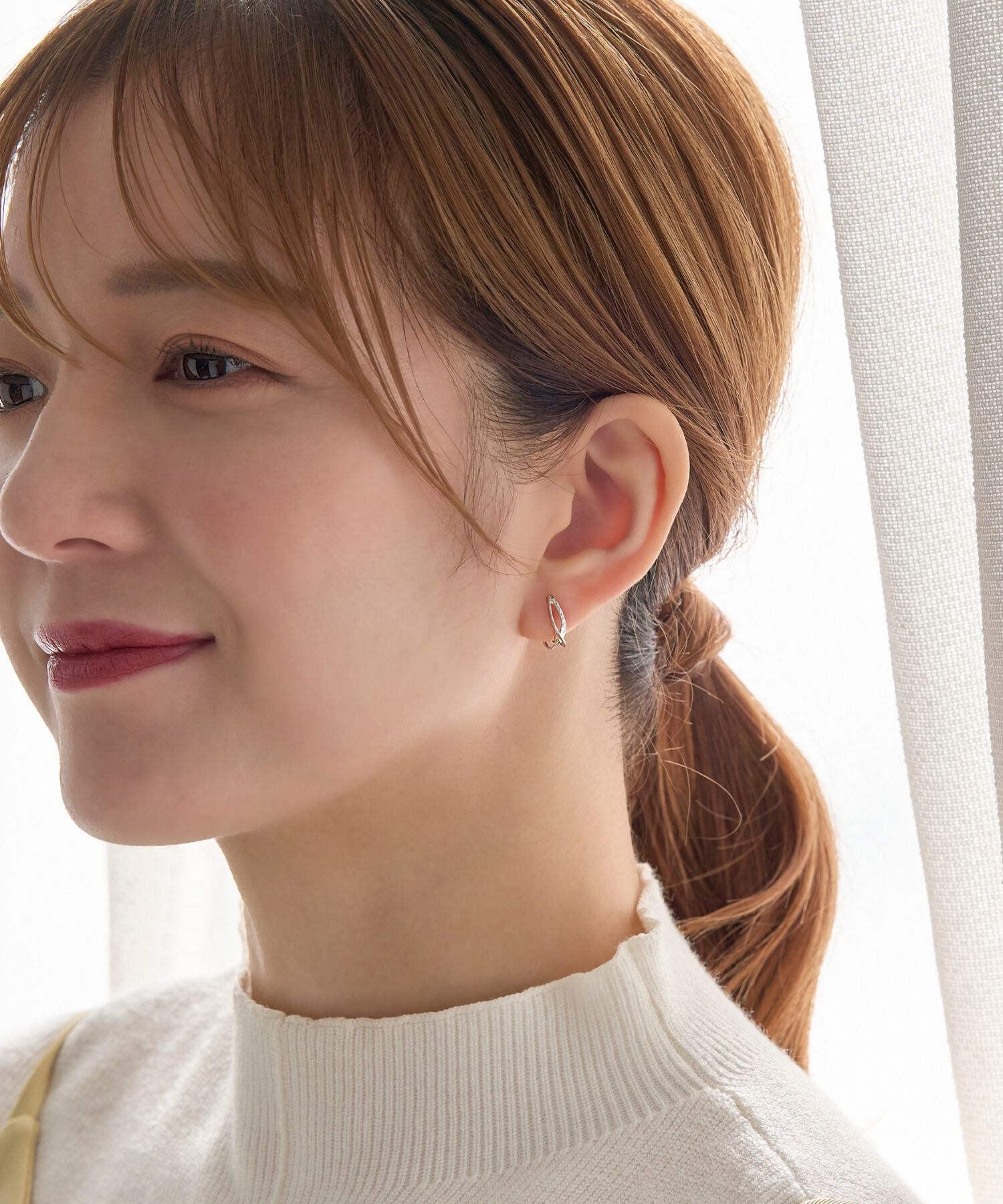 Phoebe「【シリーズ累計販売10000点突破】金属アレルギー対応痛くないシリーズ クリスタルループフィットイヤリング」|イヤリング|