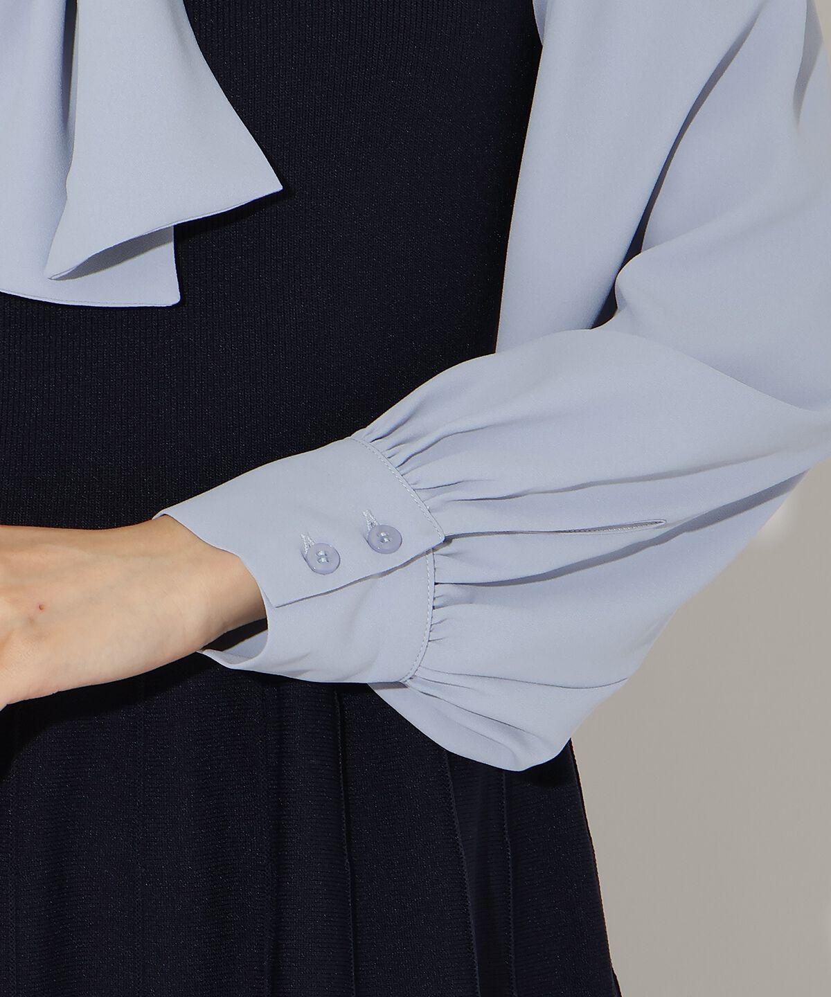 アンドクチュール「フリルショルダーボウタイドッキングワンピース」|ワンピース|