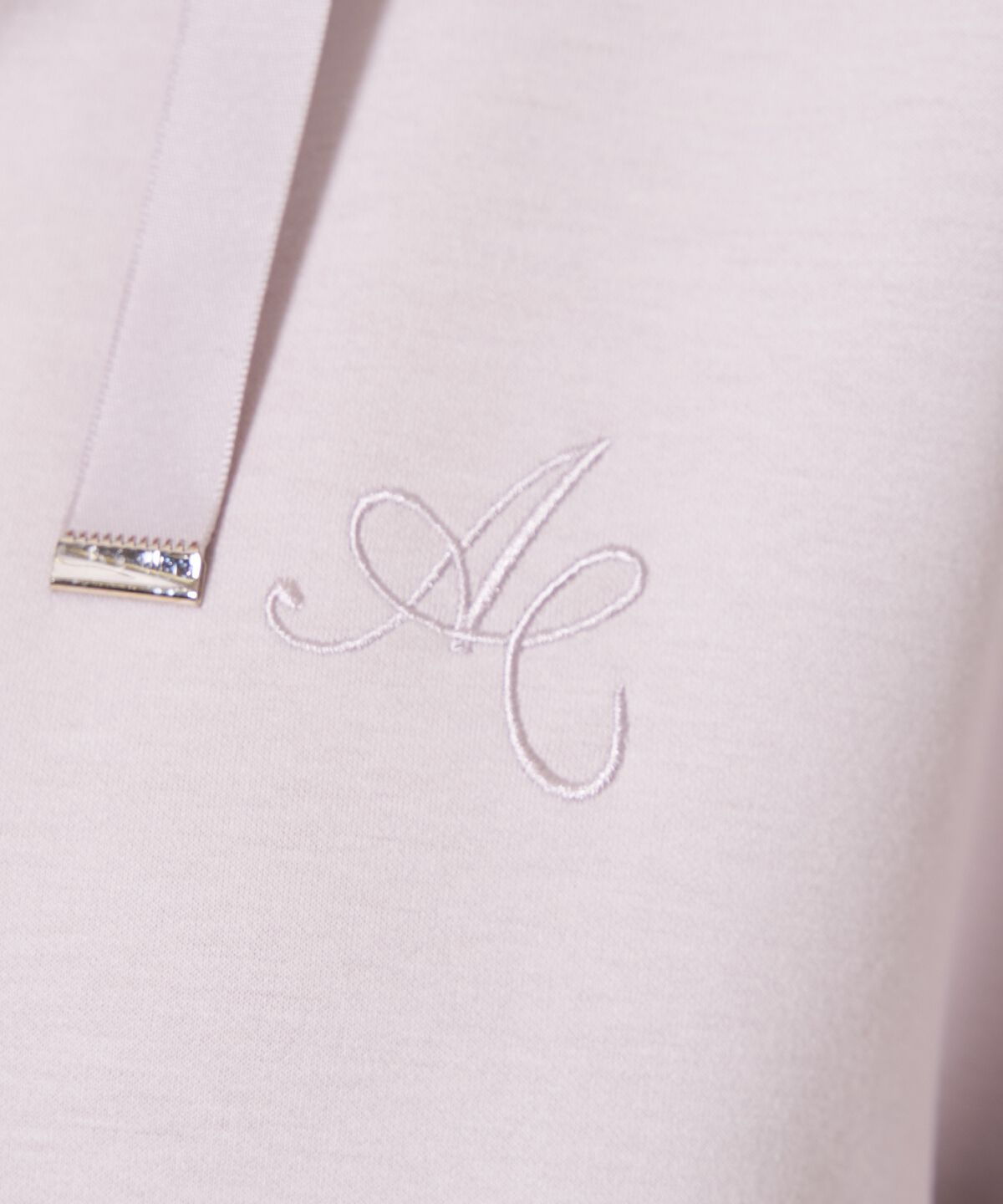 アンドクチュール「ロゴ刺繍ZIPパーカー」|パーカー|