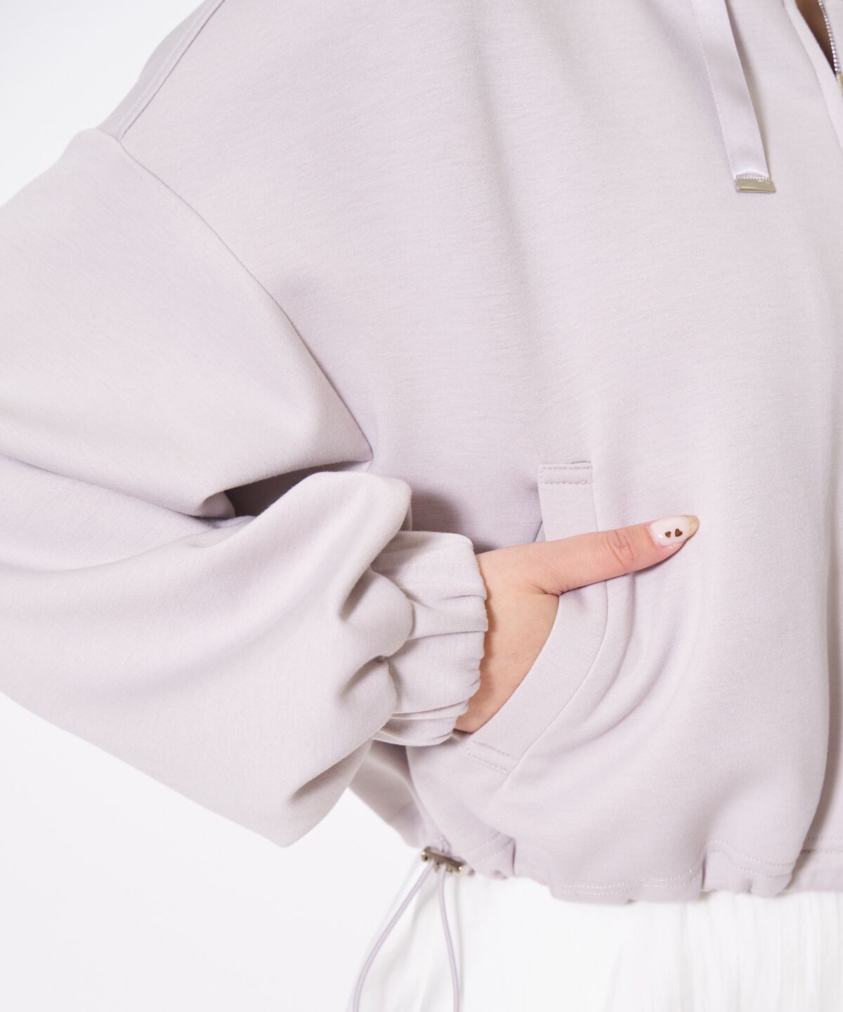 アンドクチュール「ロゴ刺繍ZIPパーカー」|パーカー|