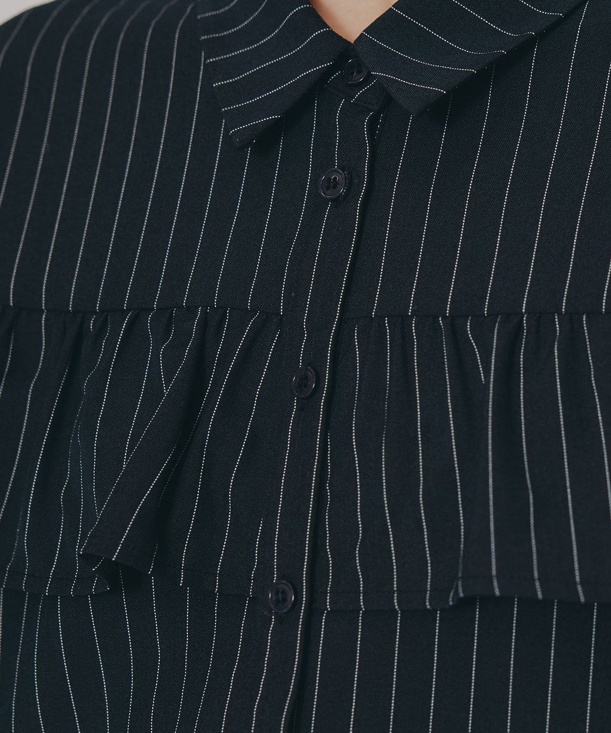 REDYAZEL「フリルラインストライプブラウス」|シャツ・ブラウス|