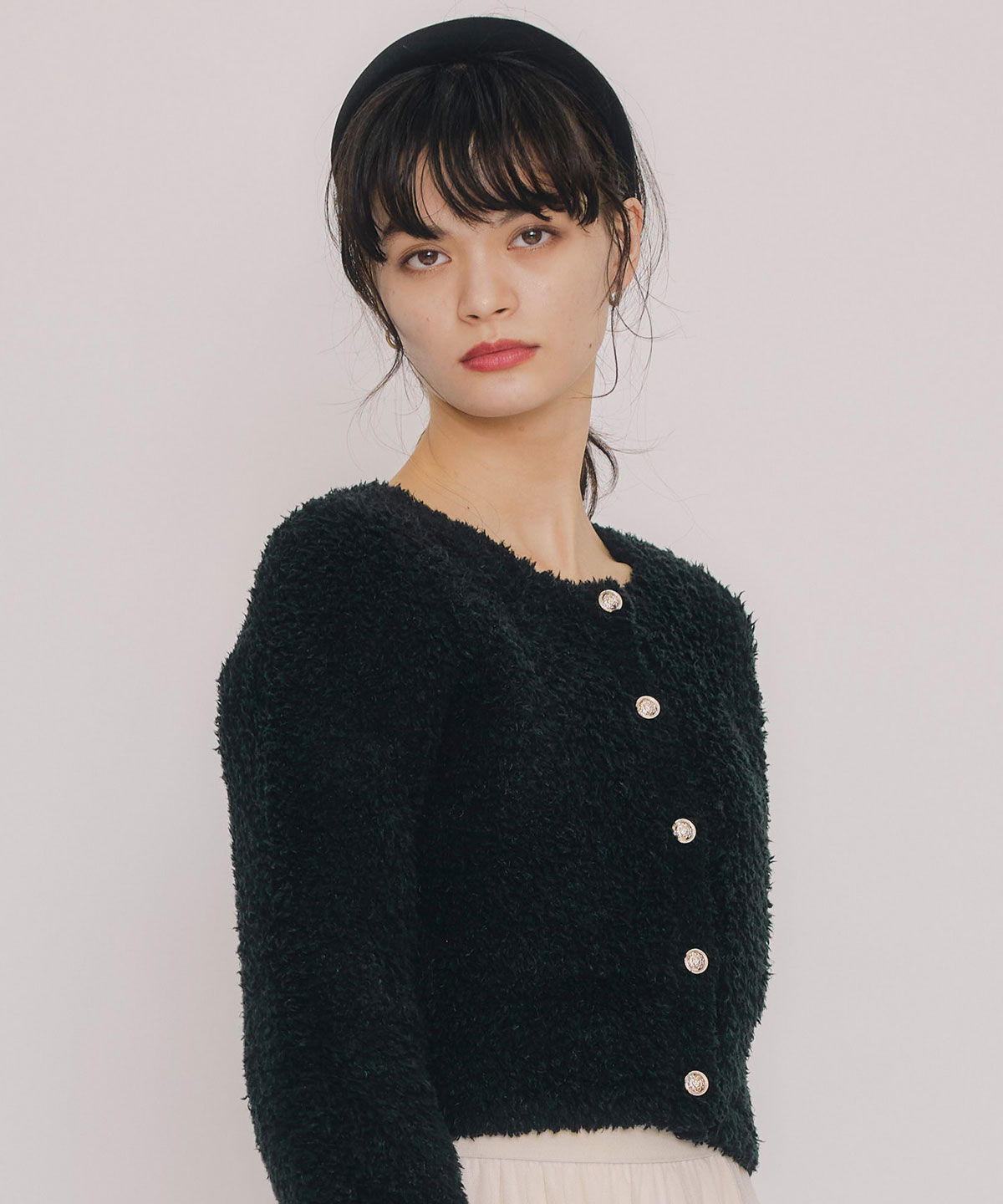 REDYAZEL「フラッフィブークレシャギーニットカーディガン」|カーディガン|ブラック