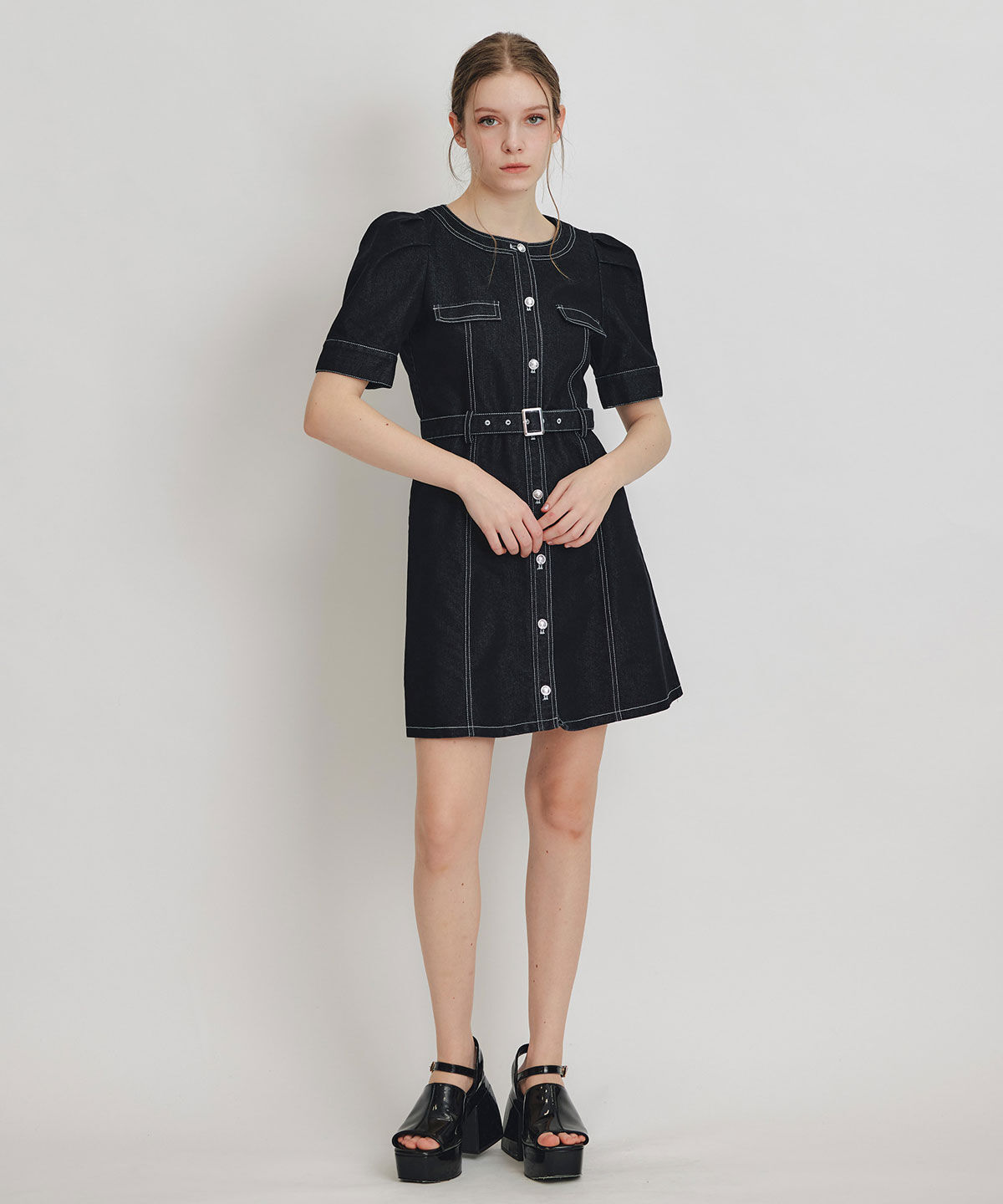 REDYAZEL「バイカラーステッチノーカラーデニムフレアミニワンピース」|ワンピース|