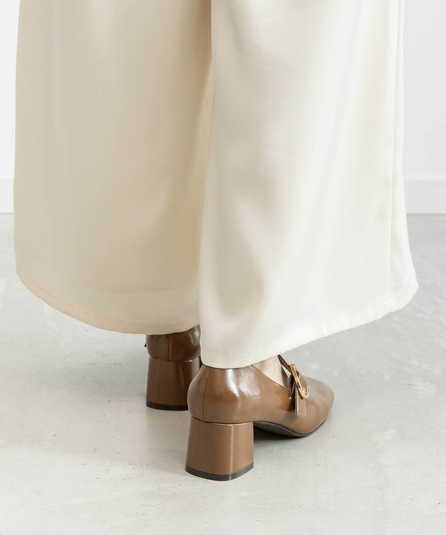  「モノグラムバックルメリージェーンパンプス」|パンプス|