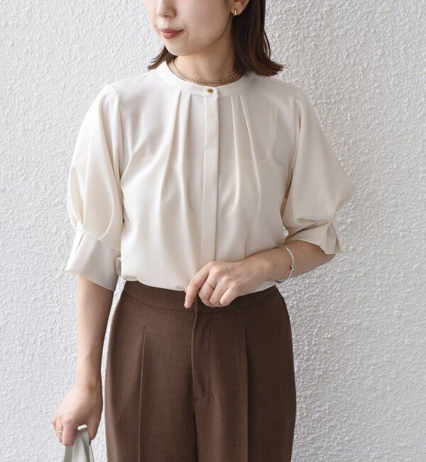 SHIPS Colors 「《予約》SHIPS Colors:〈洗濯機可能〉ジョーゼット タック スリーブ ブラウス◆」|シャツ・ブラウス|オフホワイト