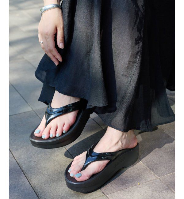 JOURNAL STANDARD「《追加》【OOFOS/ウーフォス】Oomega」|サンダル|