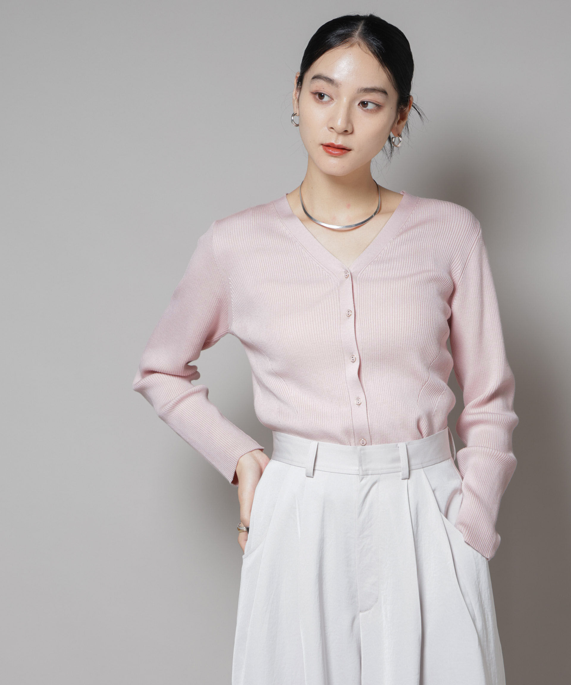 nano･universe「CICA&UVカット加工Vネックリブカーディガン」|ニット・セーター|