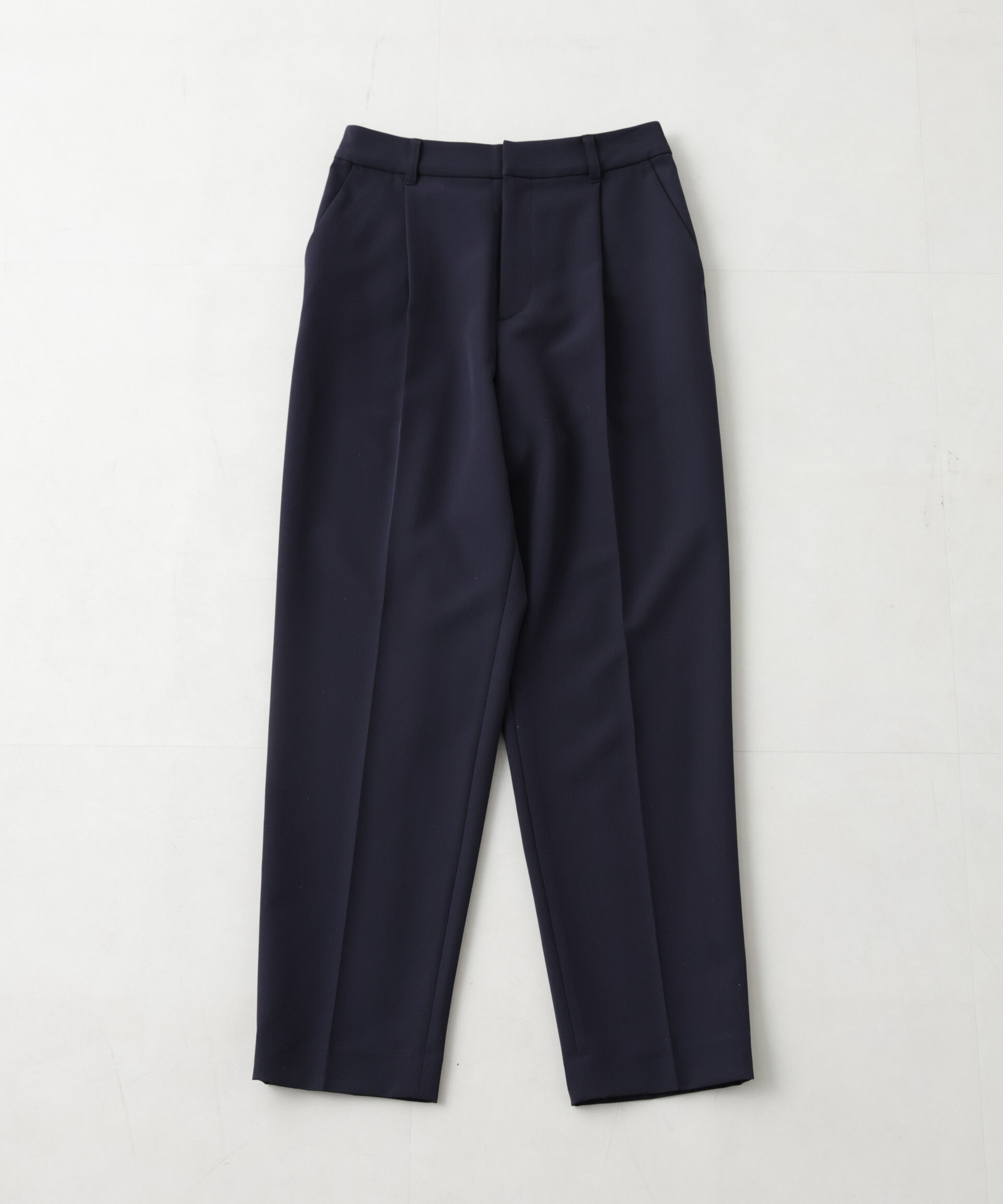 nano･universe「デイリーファンクション タックテーパードパンツ(セットアップ可)」|チノ|