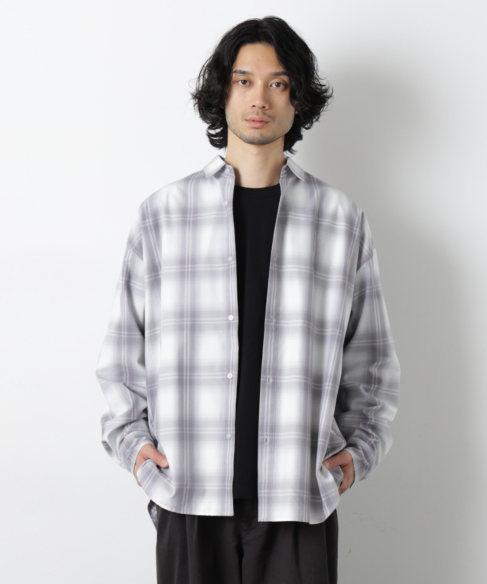 nano･universe「ビッグドレープチェックシャツ 長袖」|シャツ・ブラウス|L.グレー1