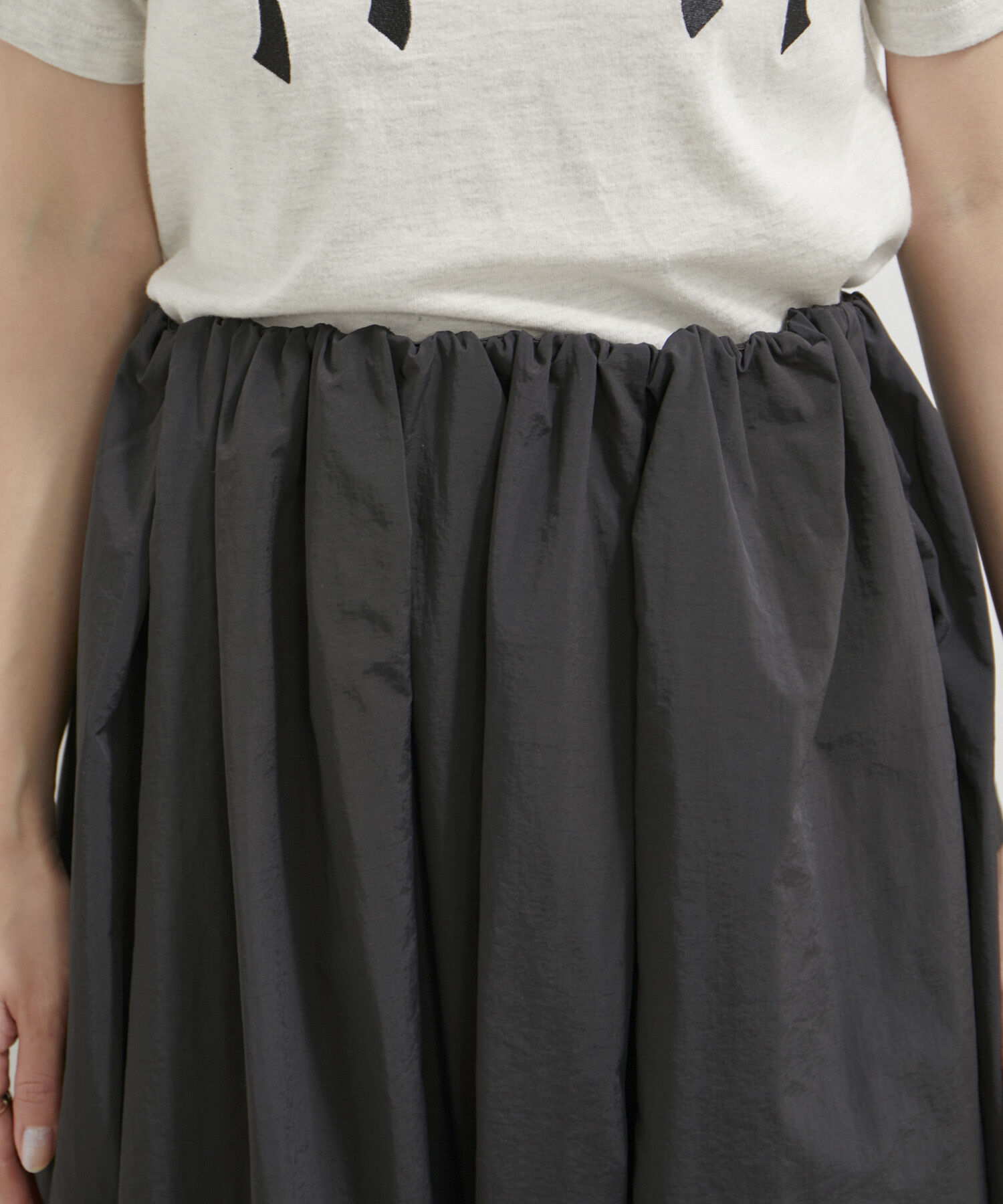 VIS「【WEB/一部店舗限定】裾切り替えギャザースカート」|スカート|