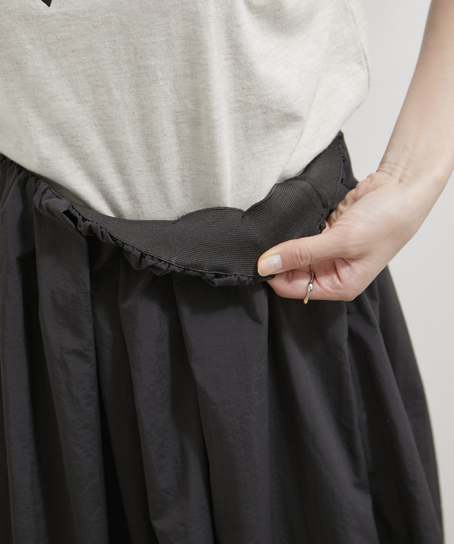 VIS「【WEB/一部店舗限定】裾切り替えギャザースカート」|スカート|