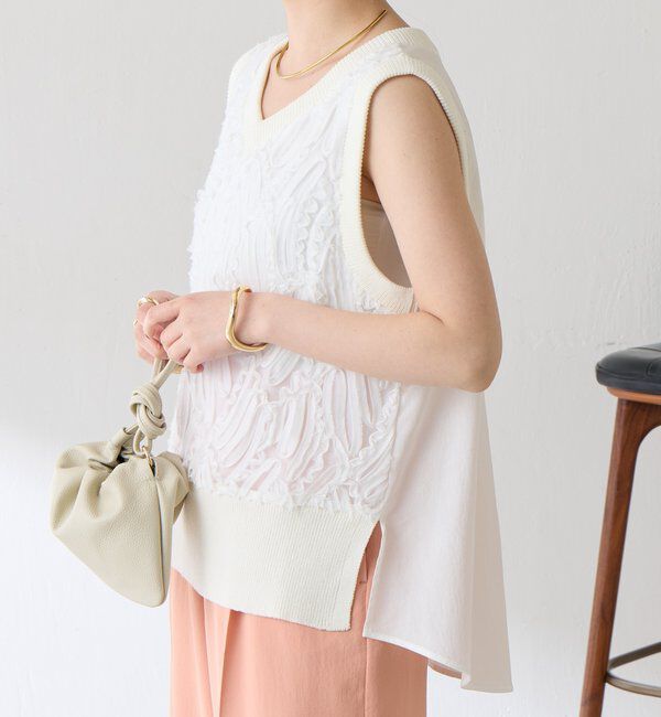  「【大人のレースアイテム】ノースリーブバテンレースブラウス」|シャツ・ブラウス|