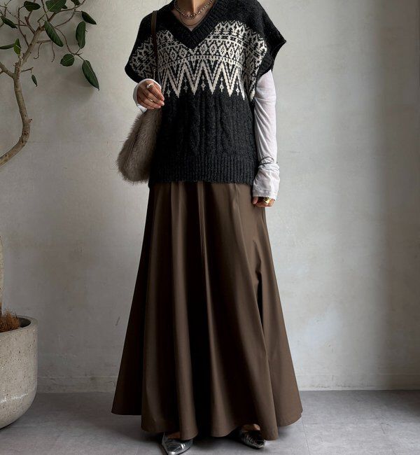  「【WEB限定】ノルディック柄ワイドベスト」|ニット・セーター|