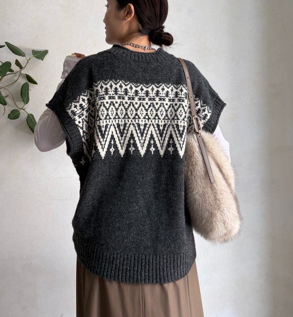  「【WEB限定】ノルディック柄ワイドベスト」|ニット・セーター|