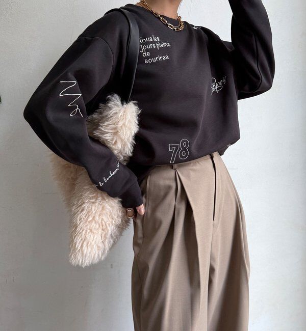  「【WEB限定】裏毛裏起毛ランダム刺繍ロゴトップス」|Tシャツ・カットソー|