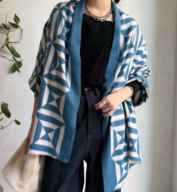  「【WEB限定】幾何柄プリントストール」|マフラー|