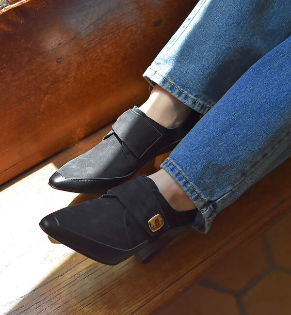 AU BANNISTER「モチーフ付きポインテッドブーティー」|ショートブーツ|