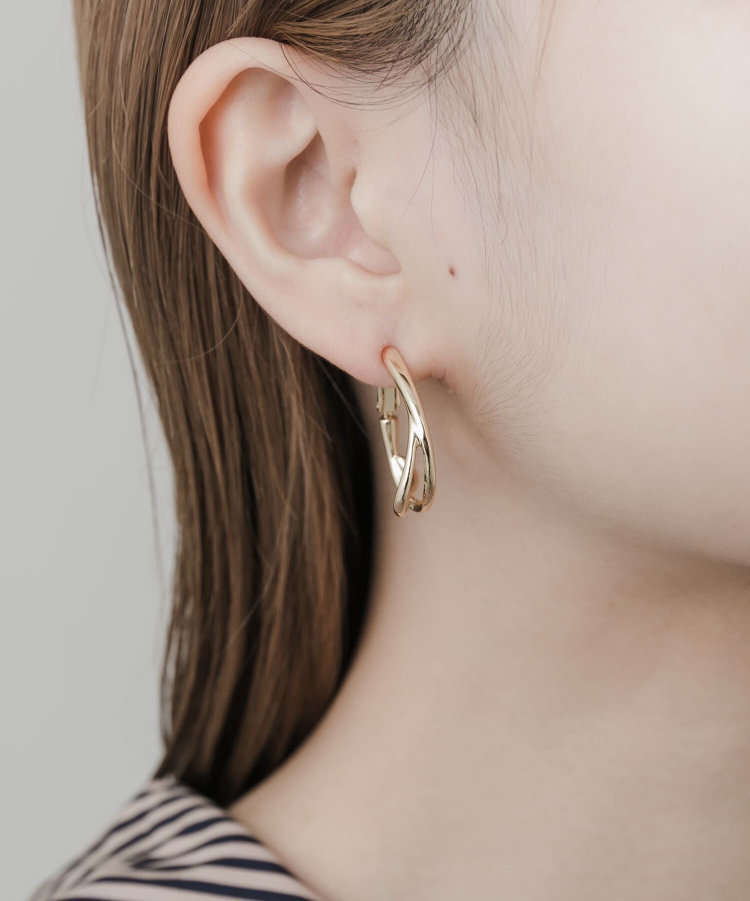 SMELLY「ニュアンスメタルフープイヤリング」|イヤリング|