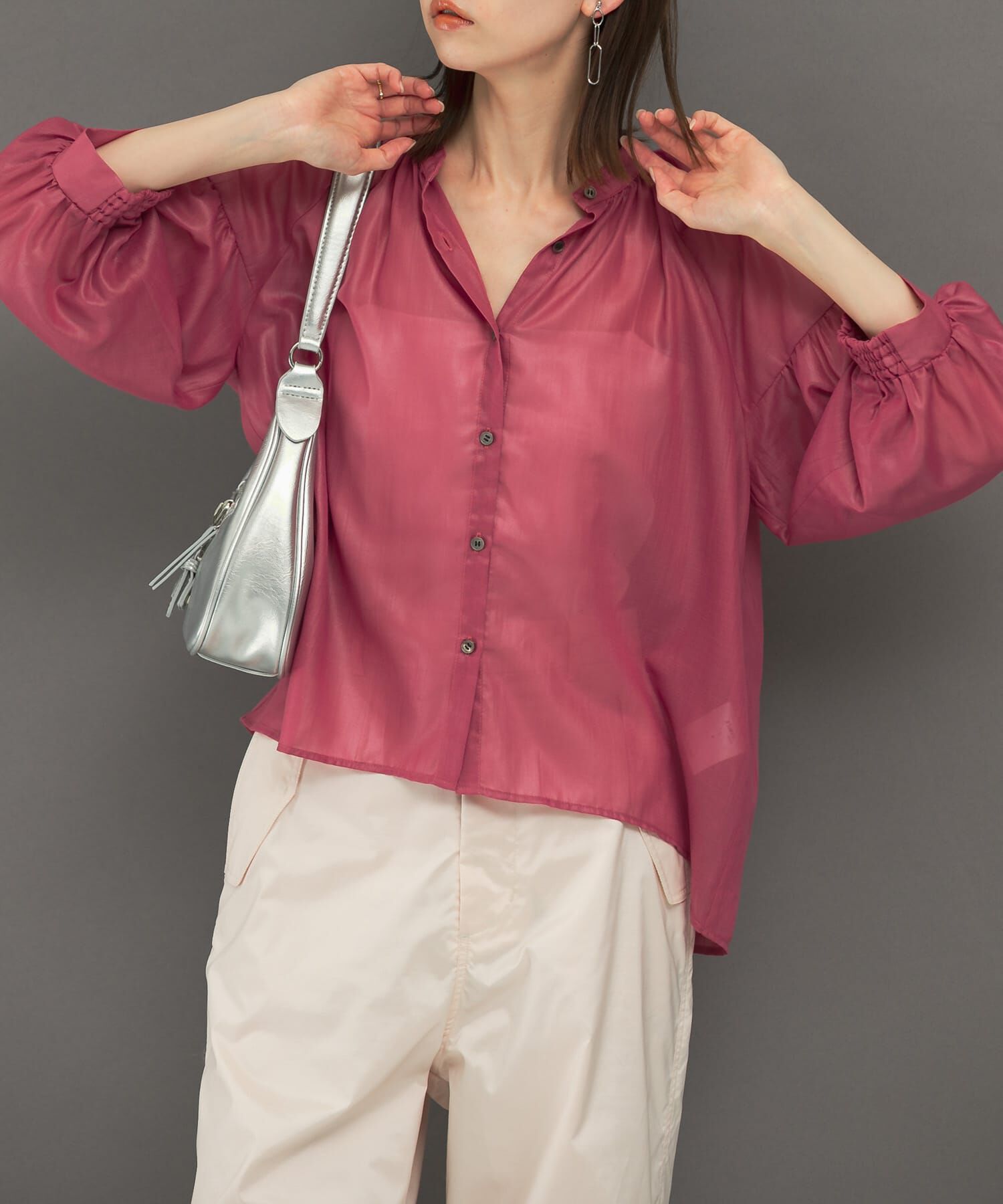 URBAN RESEARCH ROSSO「チンツシアーギャザーブラウス」|シャツ・ブラウス|