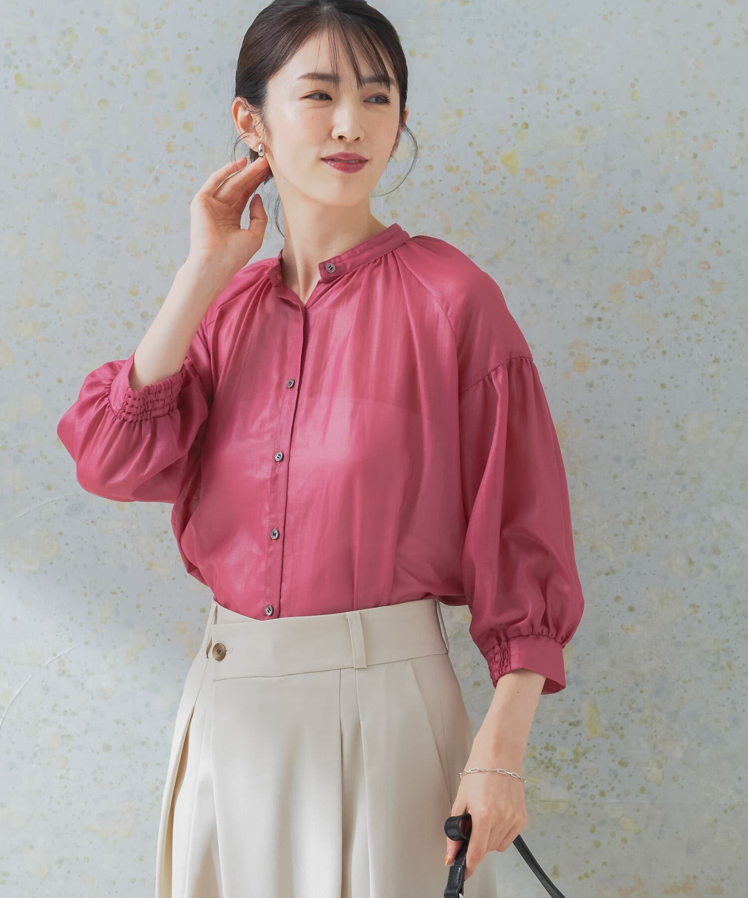 URBAN RESEARCH ROSSO「チンツシアーギャザーブラウス」|シャツ・ブラウス|