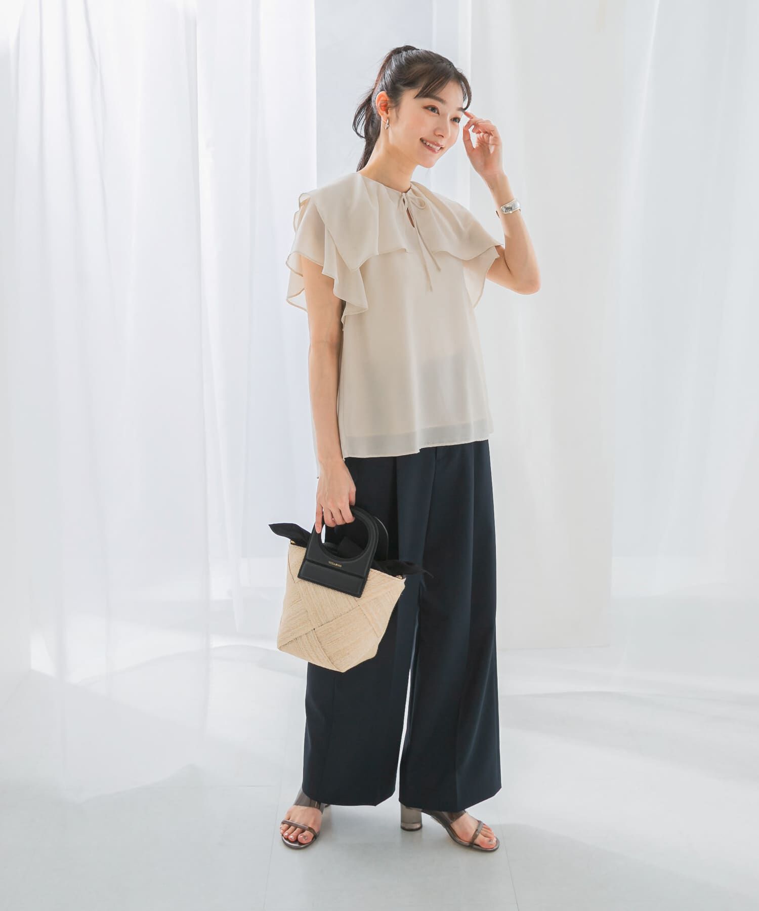 URBAN RESEARCH ROSSO「イージーケアフリルブラウス」|シャツ・ブラウス|