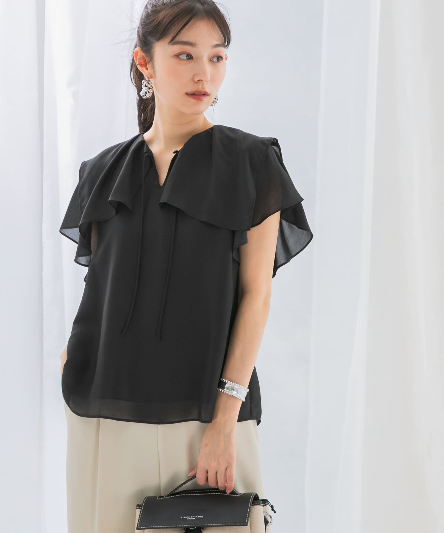 URBAN RESEARCH ROSSO「イージーケアフリルブラウス」|シャツ・ブラウス|