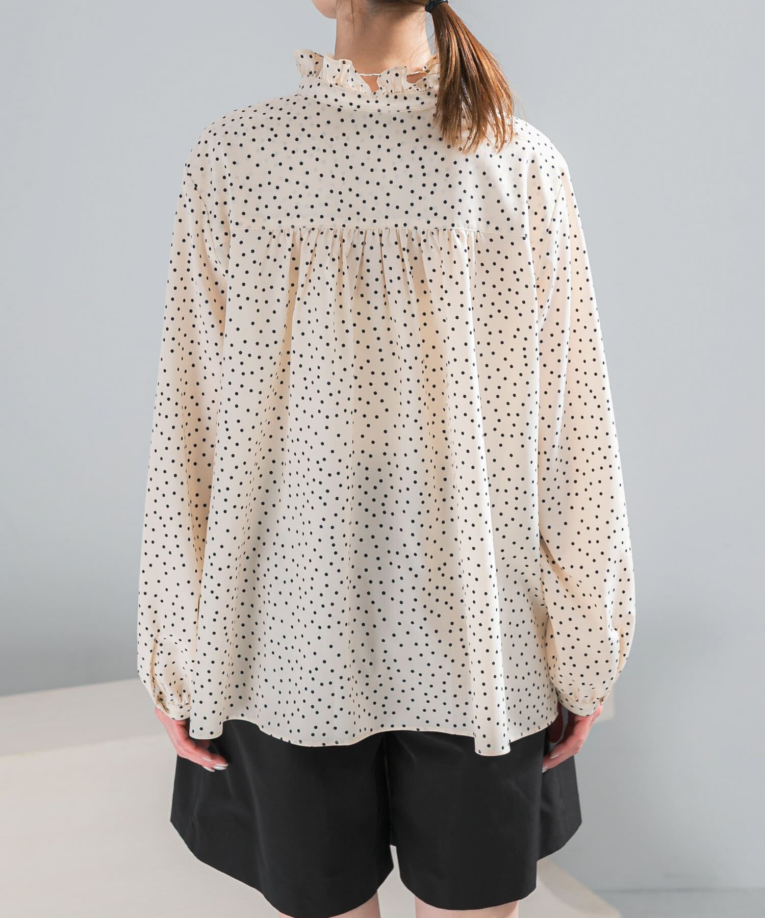 URBAN RESEARCH ROSSO「『WEB限定』フリルスタンドカラーシャツ」|シャツ・ブラウス|